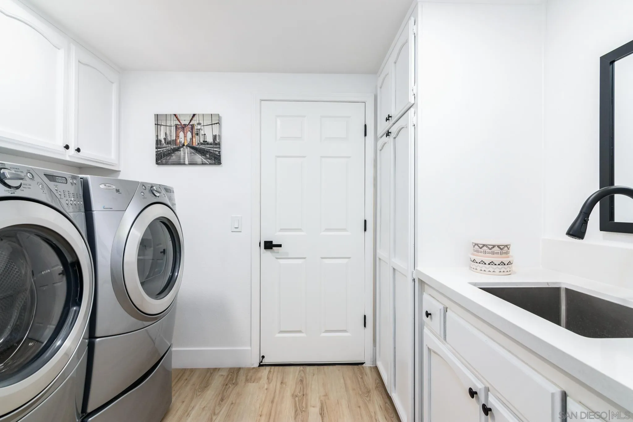 https://cdn.realtyfeed.com/cdn/127/260017603/835164db953dddc15a810faea3cbe861.webp