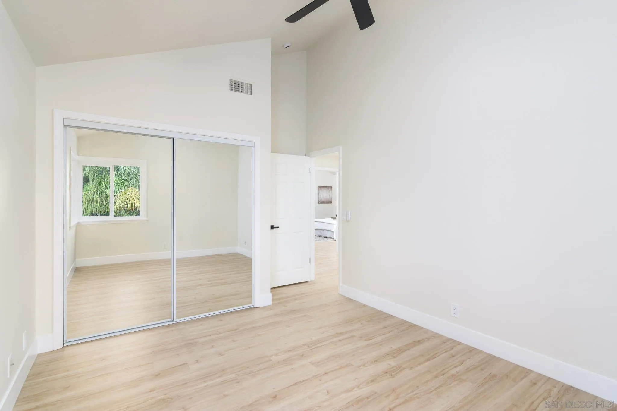 https://cdn.realtyfeed.com/cdn/127/260017603/9b2707ed1df6d83474d81611331670b4.webp