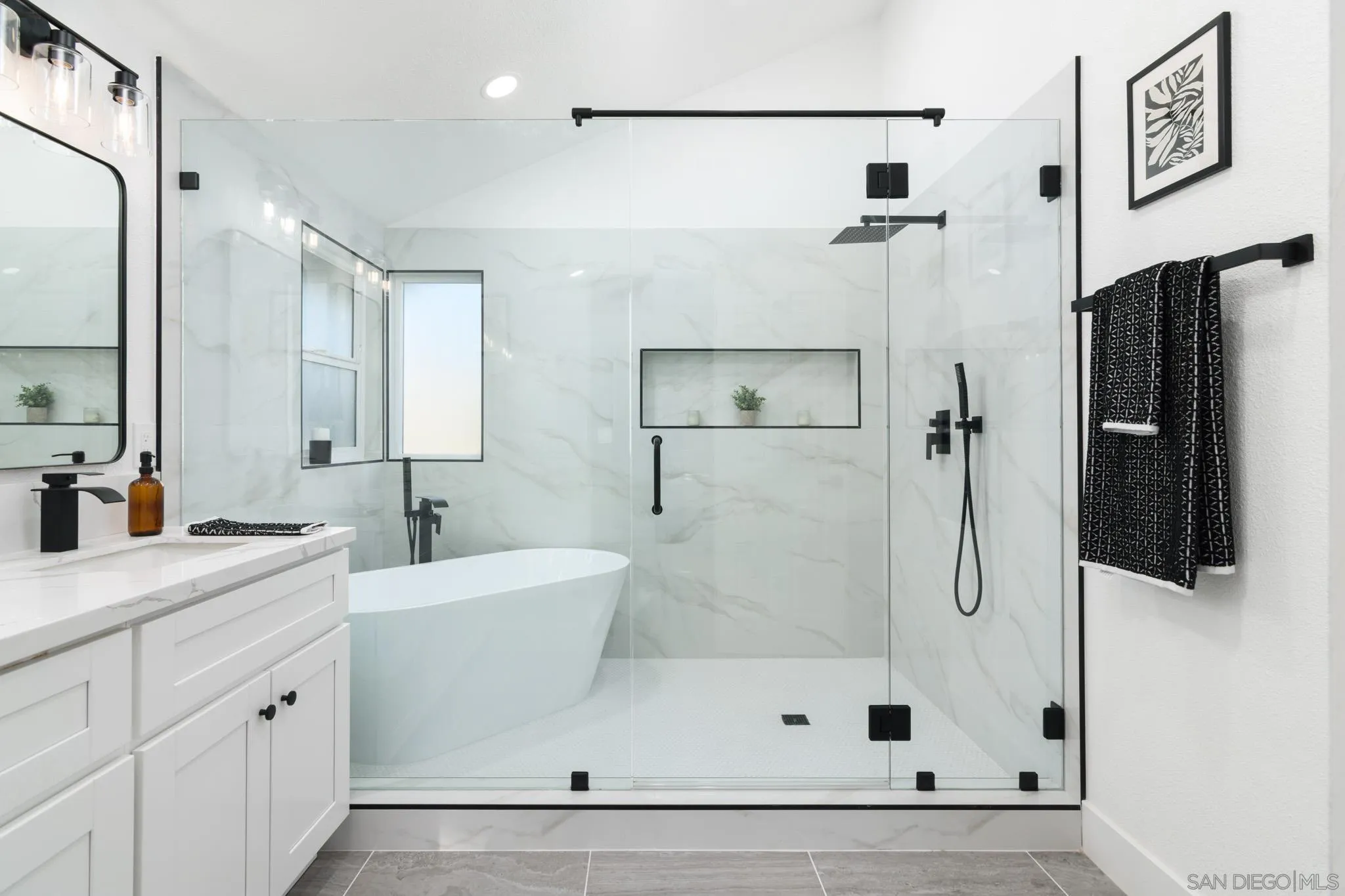 https://cdn.realtyfeed.com/cdn/127/260017603/ac8d7d52a00940e4570f4b66c5c4c748.webp