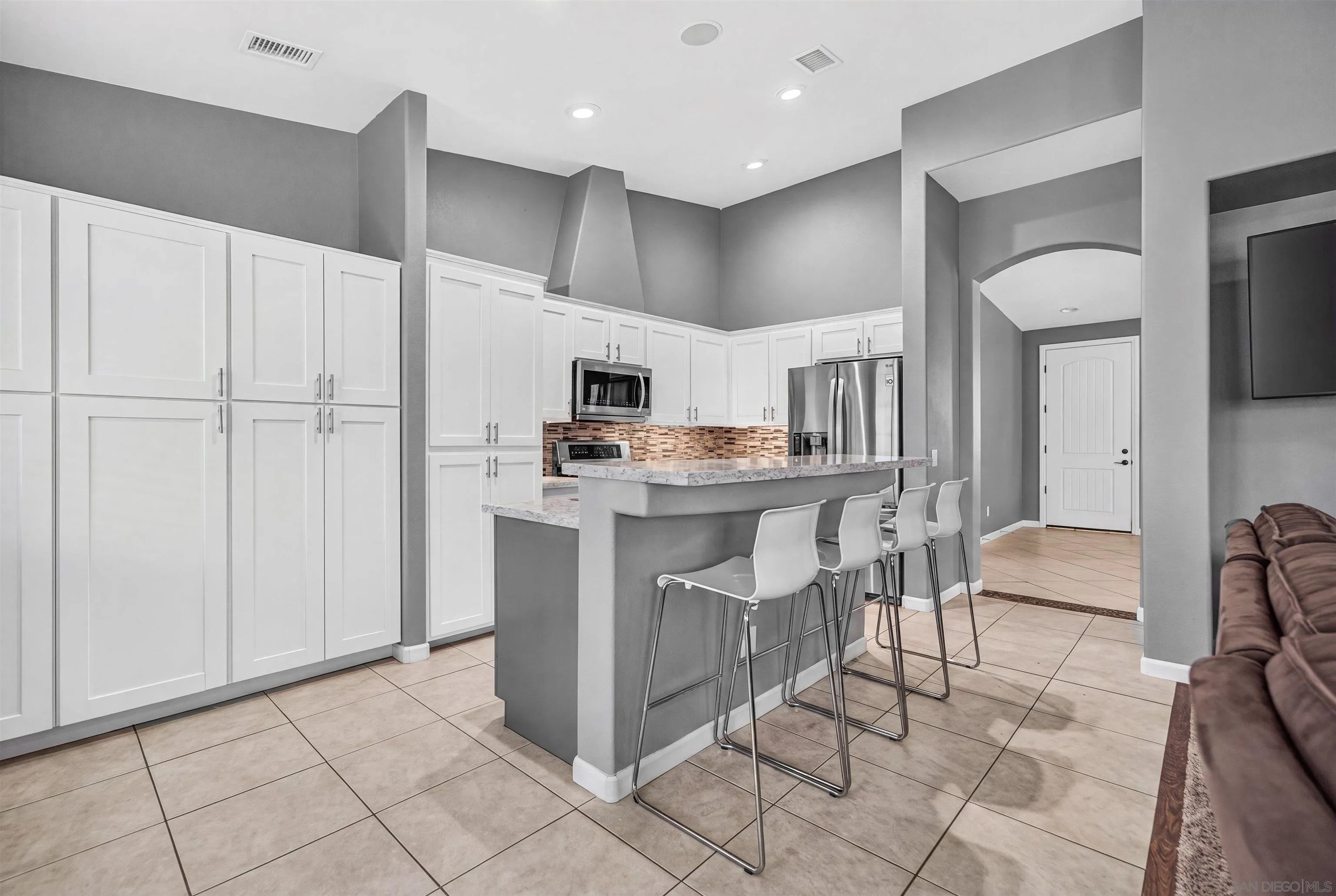 1166 Brookmeade Cir, Beaumont, CA 92223 - Photo 4 of 14, Beaumont, CA