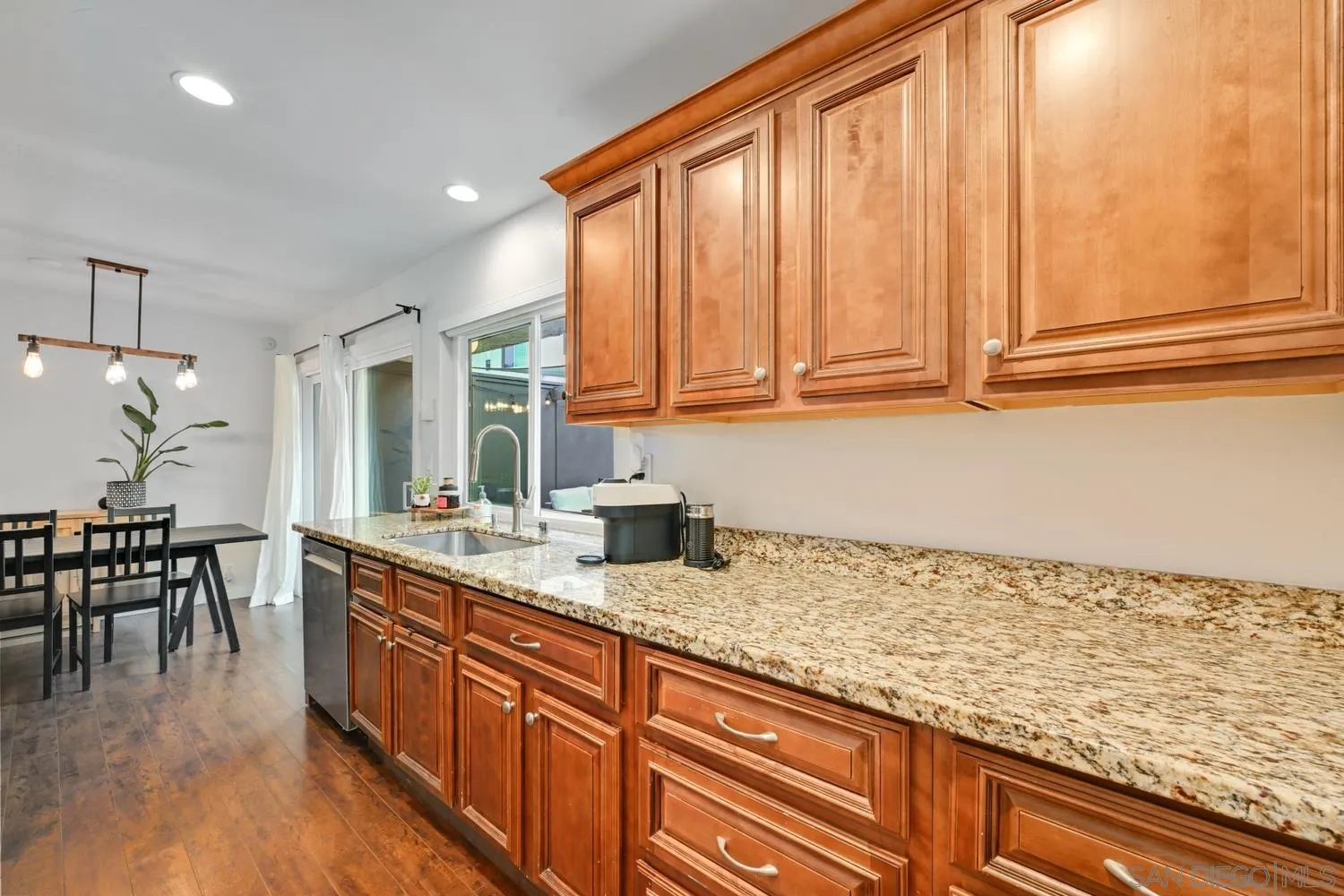 Photo #9: 260017614 Listing: Photo #9