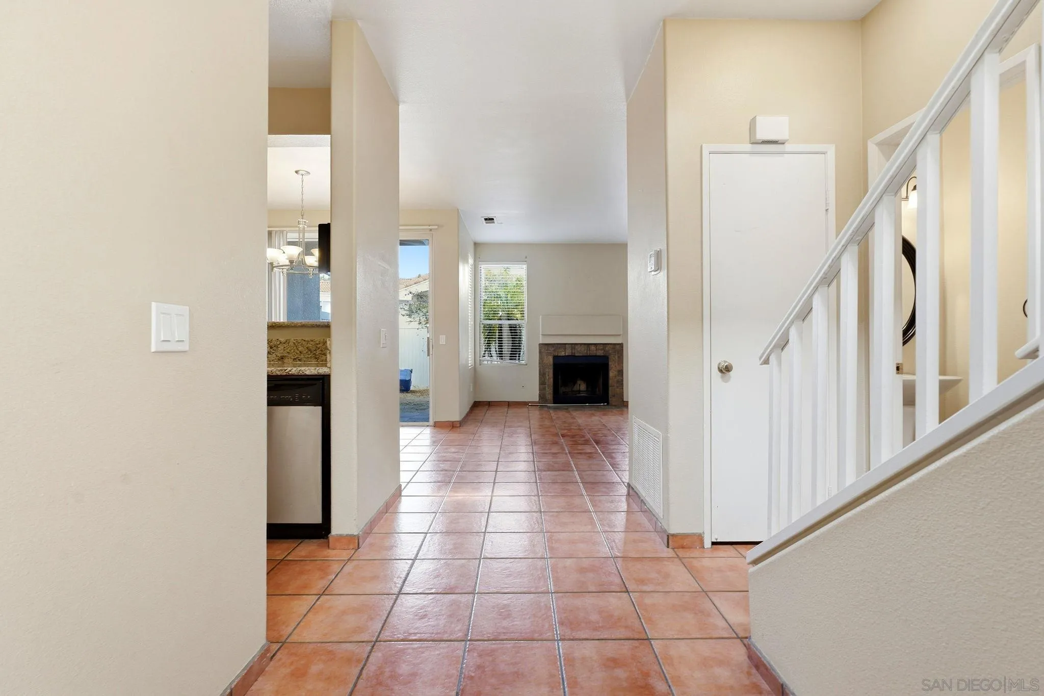 Photo #16: 260017615 Listing: Photo #16