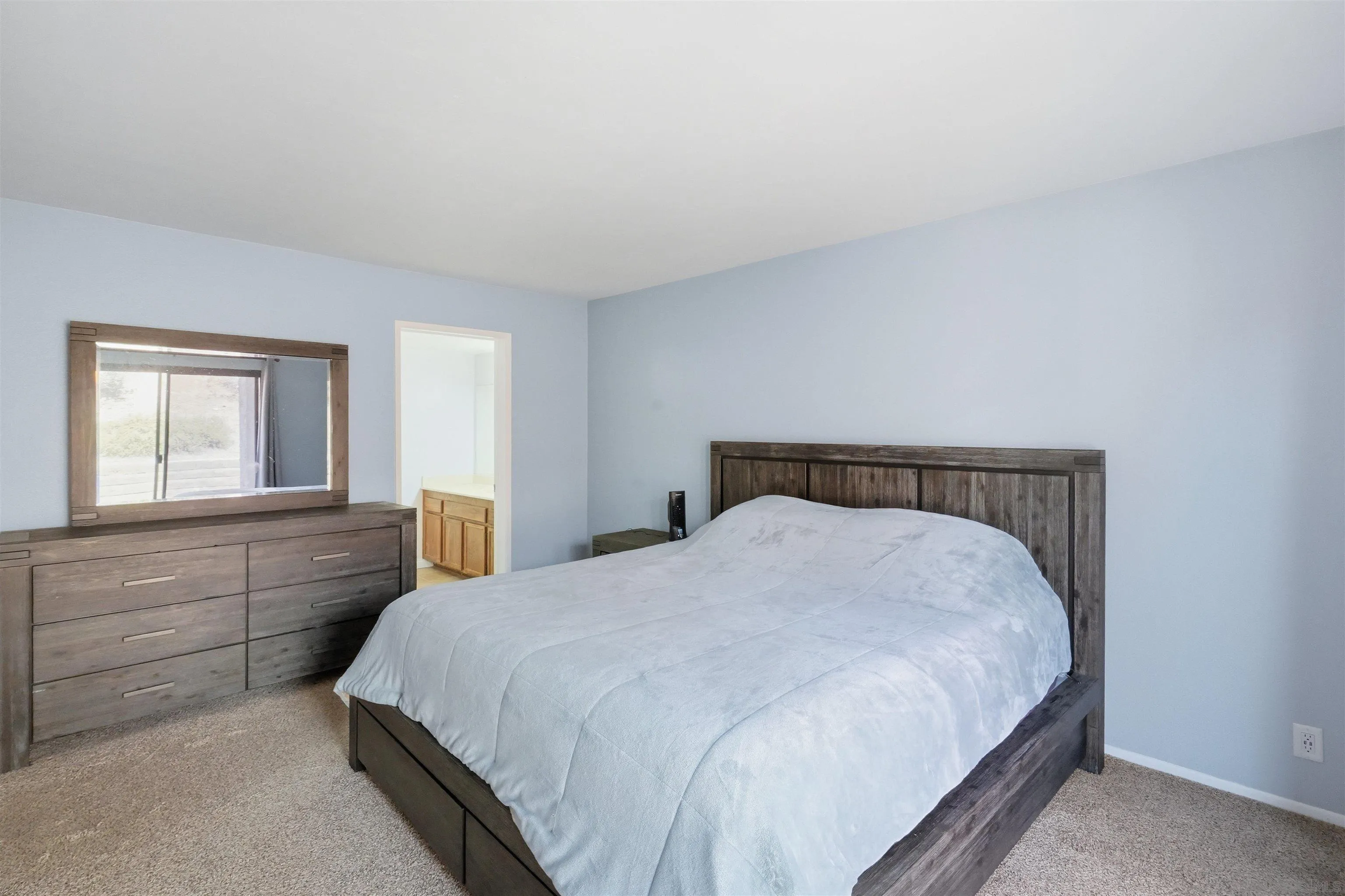 Photo #23: 260017618 Listing: Photo #23