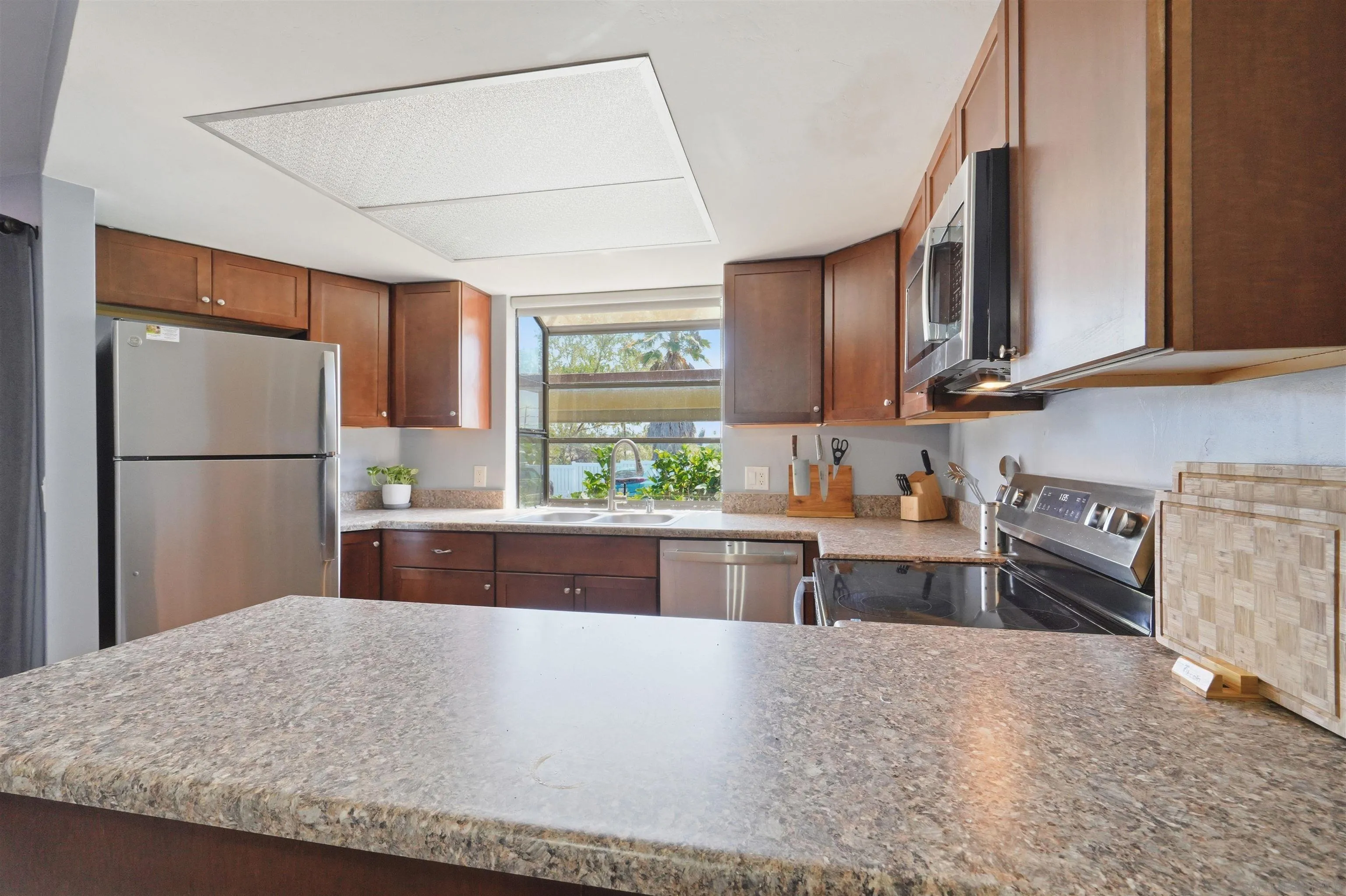 Photo #19: 260017618 Listing: Photo #19