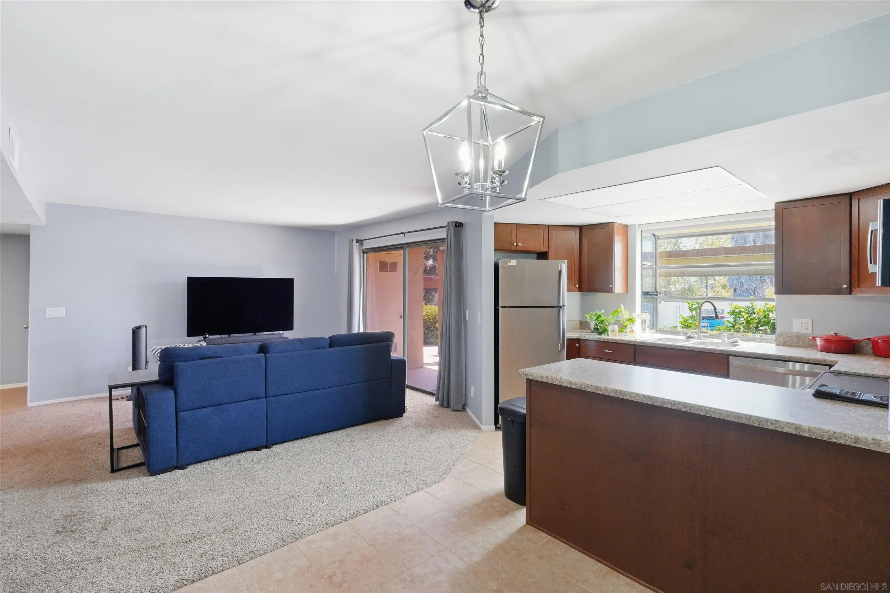 Photo #10: 260017618 Listing: Photo #10