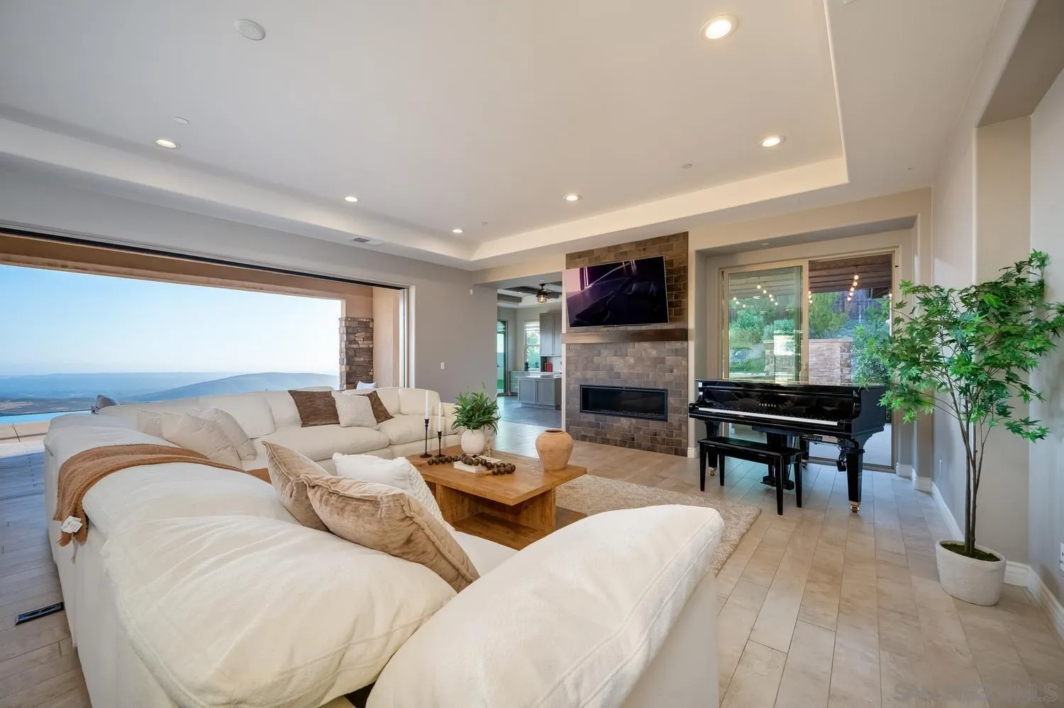 518 Ledge St, San Marcos, CA 92078 - Photo 5 of 73, San Marcos, CA