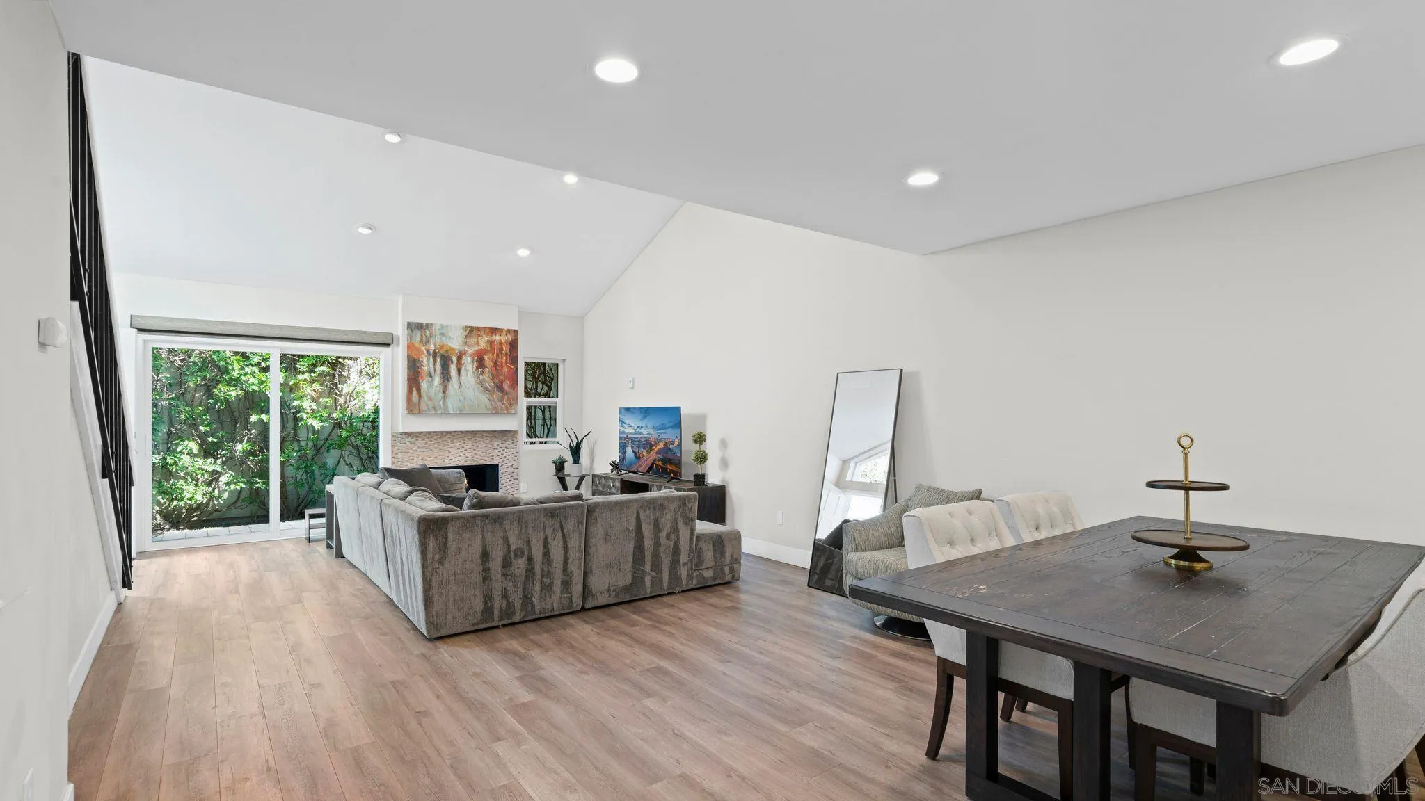 6228 Caminito Araya, san diego, CA 92122 - Photo 3 of 27, San Diego, CA