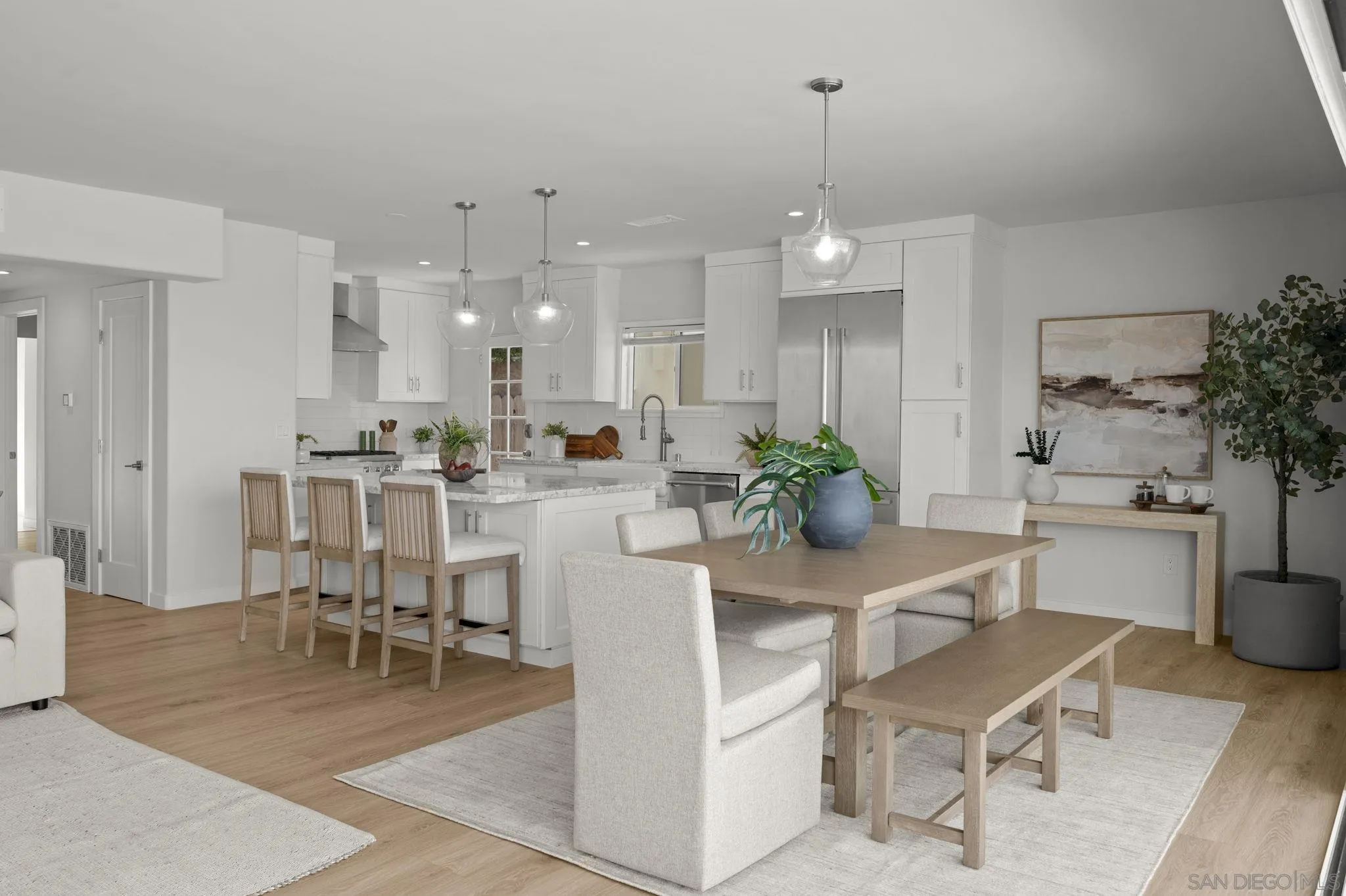 https://cdn.realtyfeed.com/cdn/127/260017623/d6c047409bb538e9a6064adcbb315233.webp