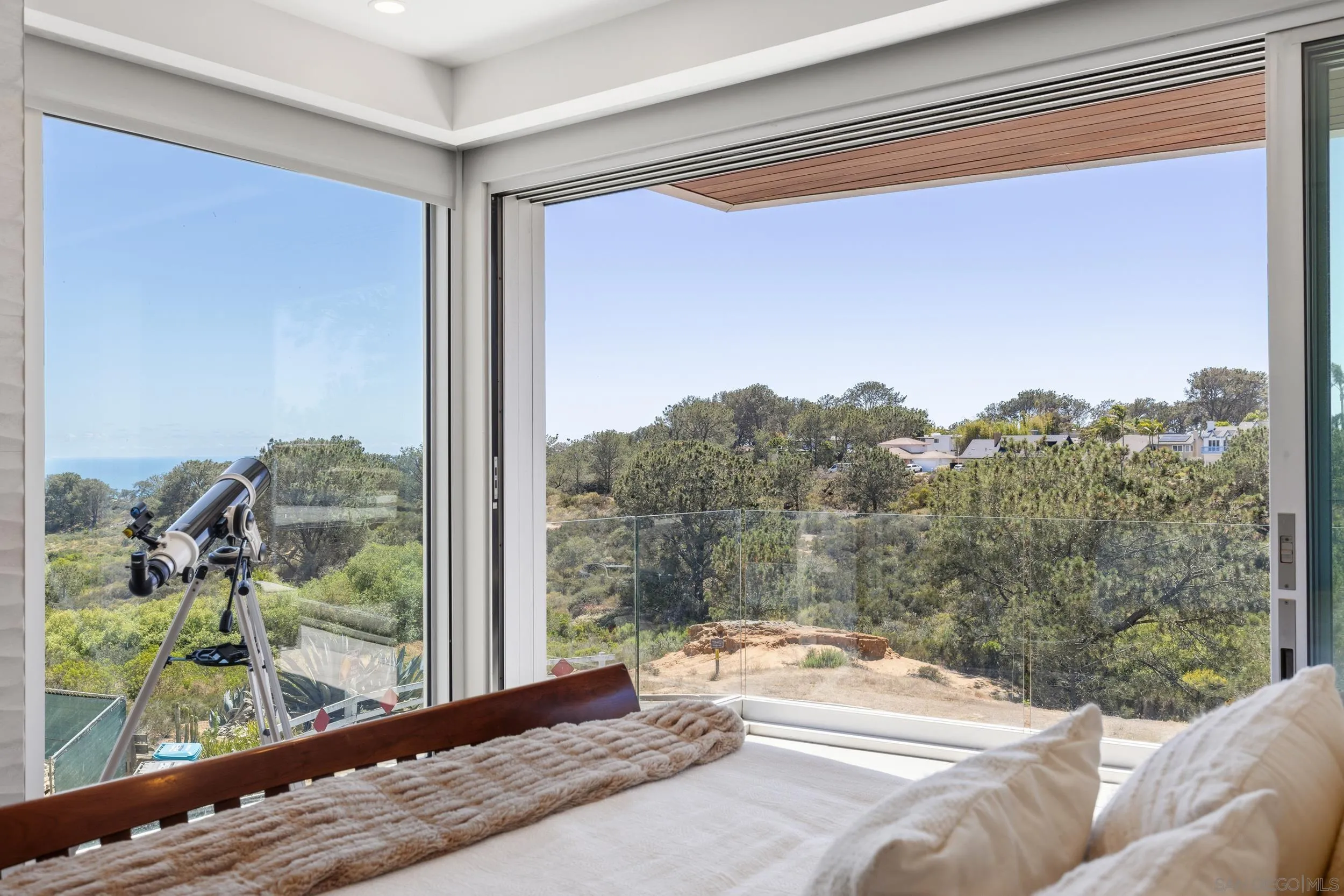 https://cdn.realtyfeed.com/cdn/127/260017625/07270081cb84ae7d269c4db015c8f5d2.webp