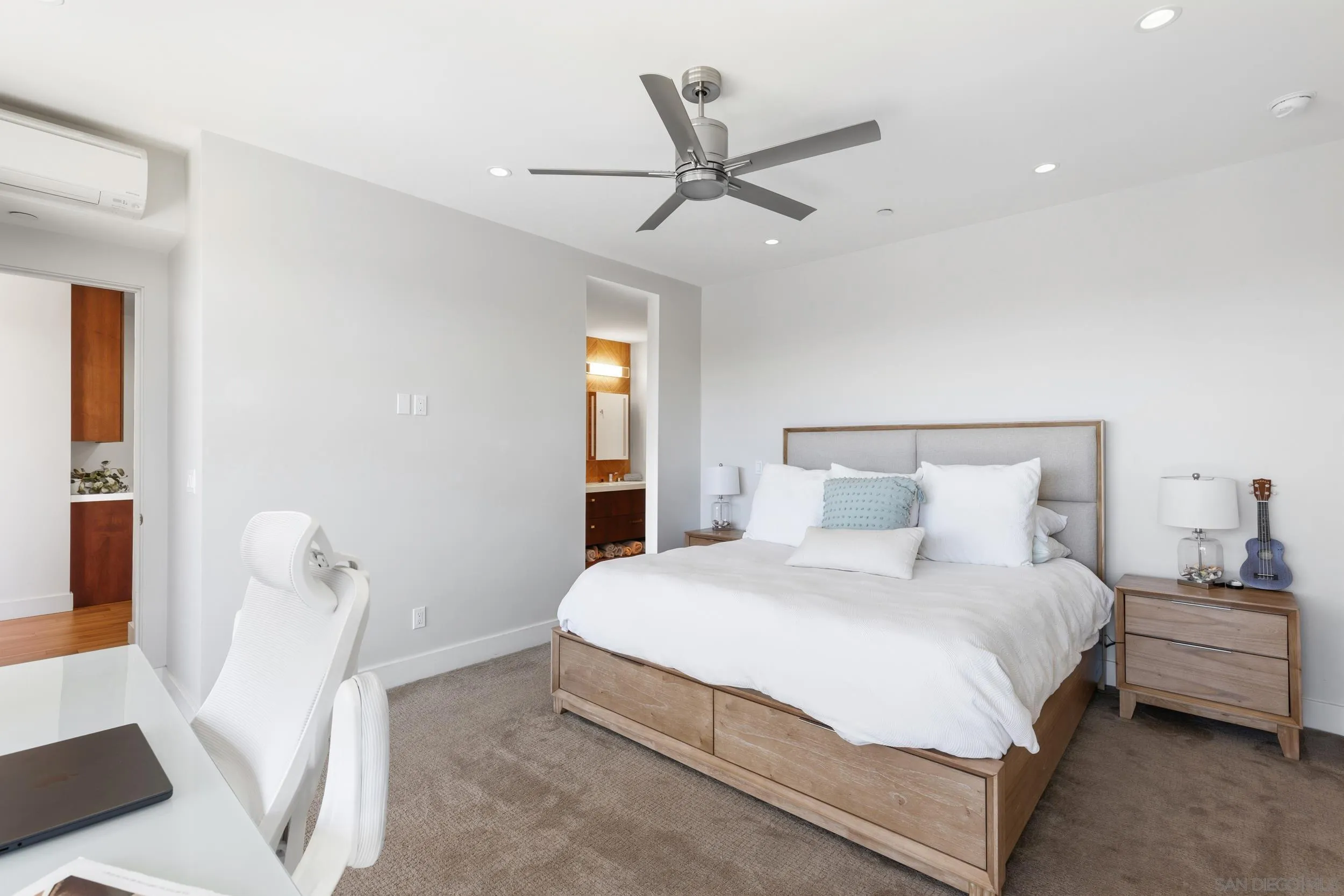 https://cdn.realtyfeed.com/cdn/127/260017625/2f27b63ccece1ee1803db4e375bc25da.webp