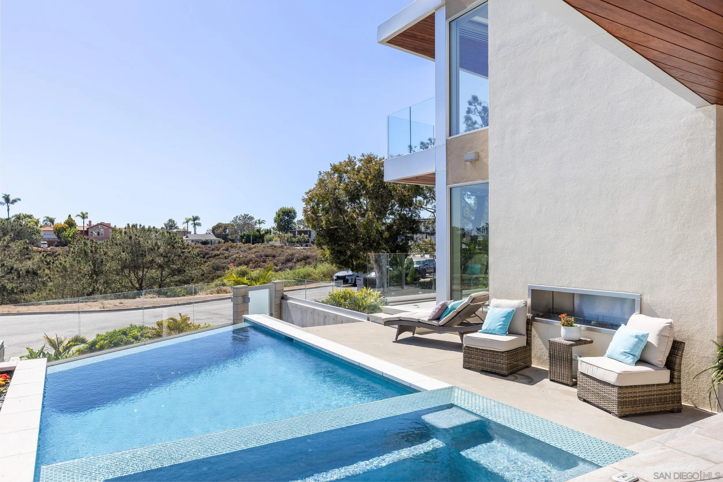https://cdn.realtyfeed.com/cdn/127/260017625/455116681217b2615cf5ff0c5d15907b.webp