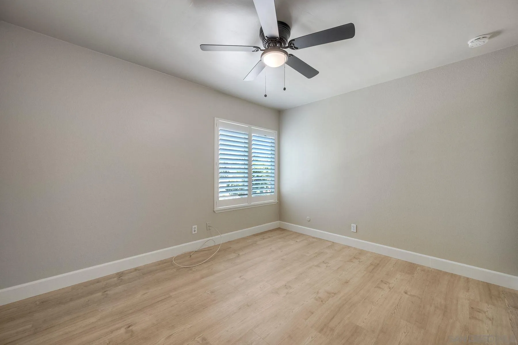 https://cdn.realtyfeed.com/cdn/127/260017631/d08ef75e280a0fd36e619a553eefa016.webp