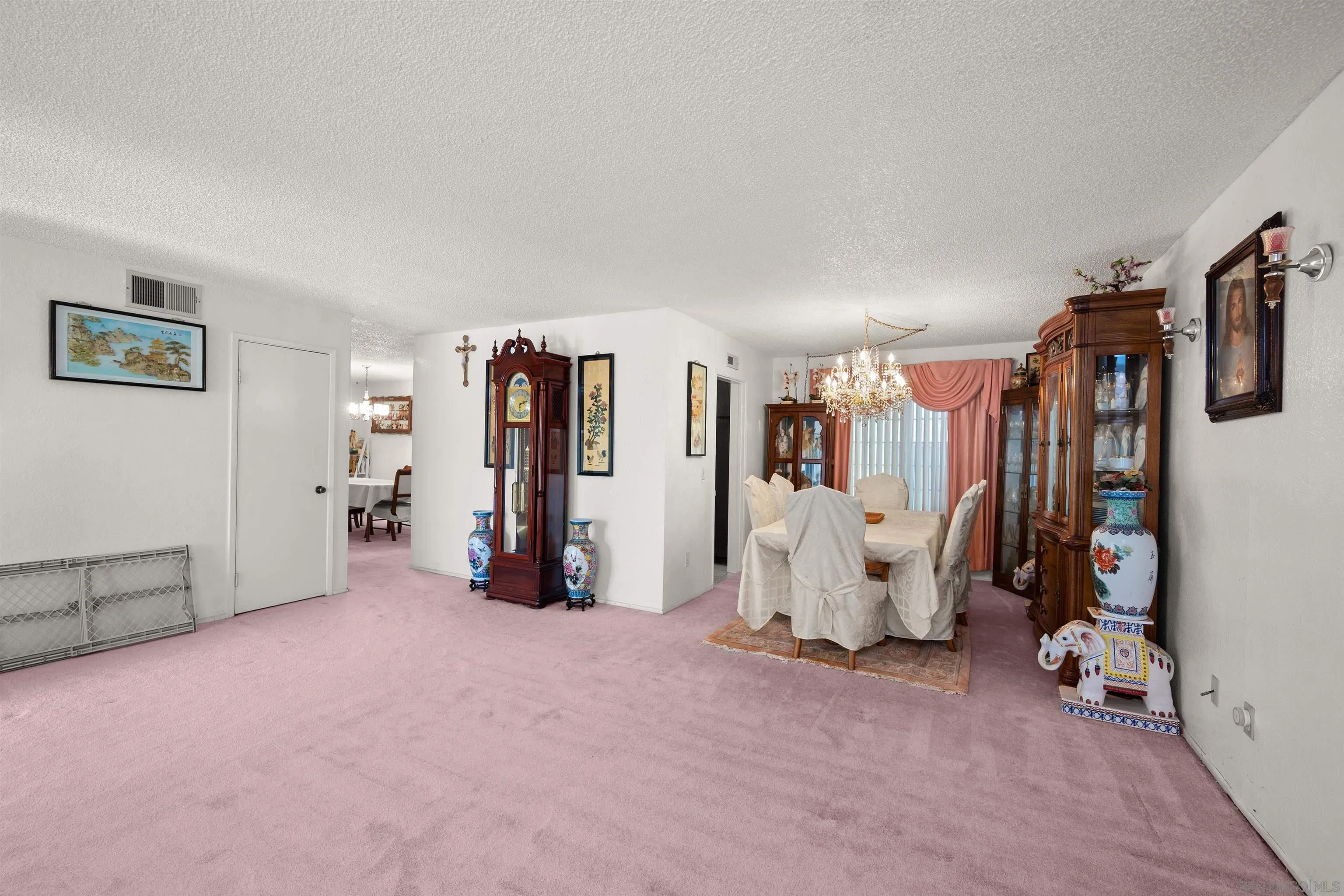 https://cdn.realtyfeed.com/cdn/127/260017632/780ab46c0ff35c75fcd5a09d2f23015e.webp