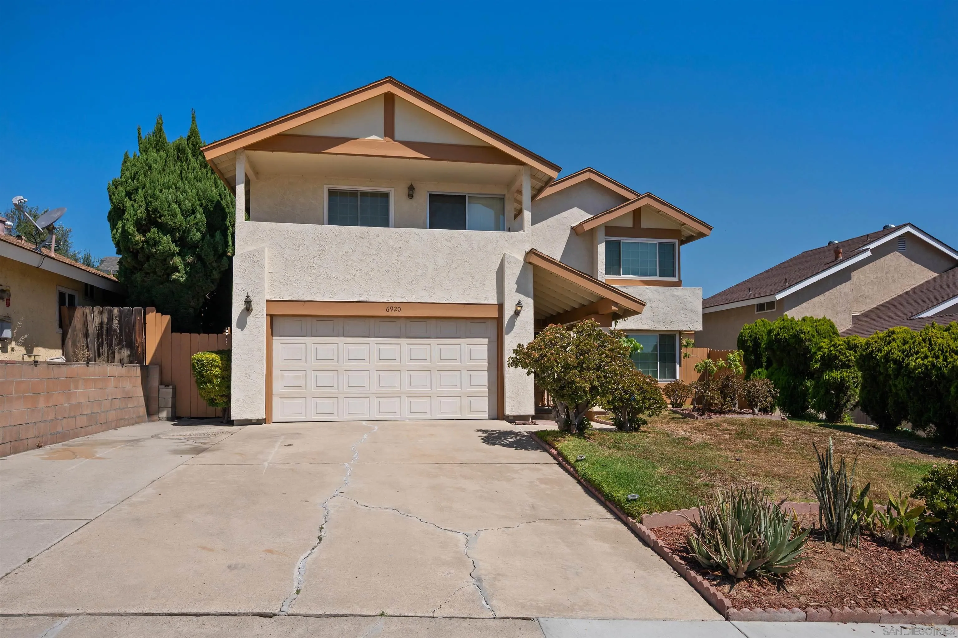 6920 Simi Place, San Diego, CA 92139 - Photo 2 of 40, San Diego, CA