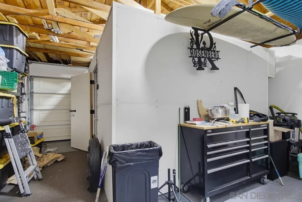 https://cdn.realtyfeed.com/cdn/127/260017637/b439153a8c1dc228ae8a076a617d197e.webp