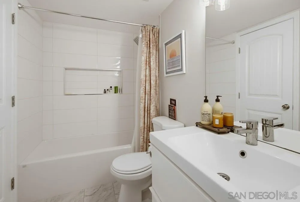 https://cdn.realtyfeed.com/cdn/127/260017637/bf47ec8196f5ae1cc9670c7a1e488844.webp