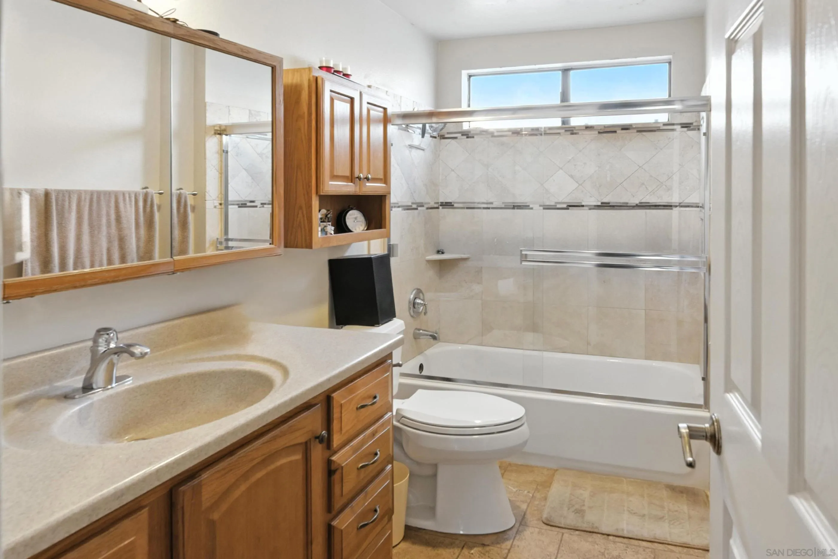 Photo #17: 260017642 Listing: Photo #17