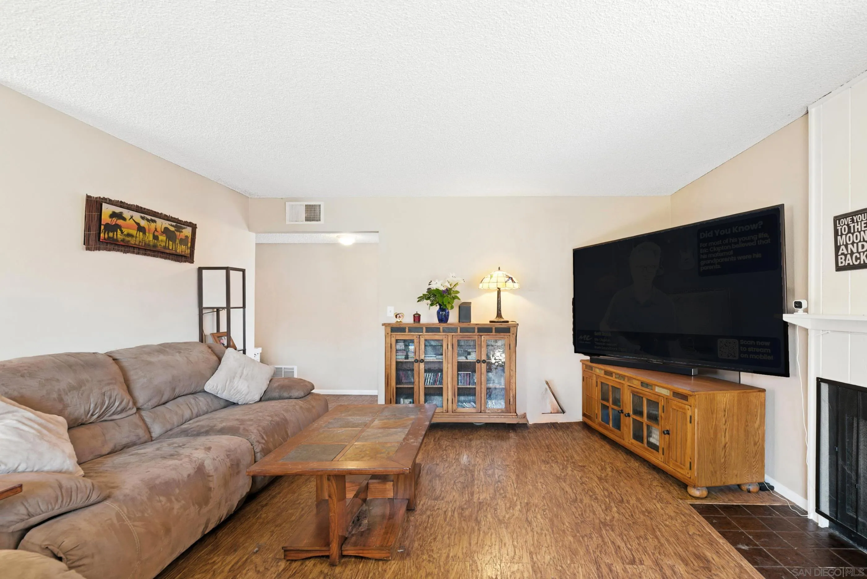 Photo #6: 260017642 Listing: Photo #6