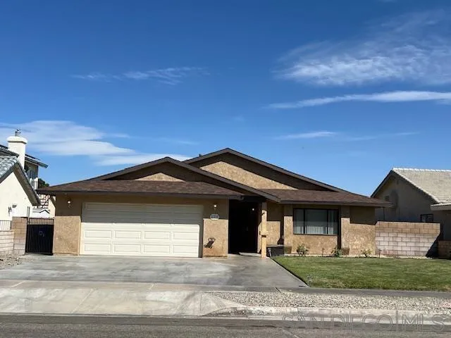 27539 Silver Lakes Parkway, Helendale, CA 92342 - Photo 5 of 21, Helendale, CA
