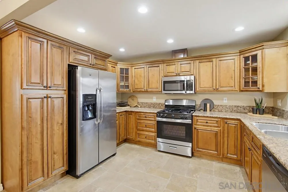 Photo #6: 260017652 Listing: Photo #6