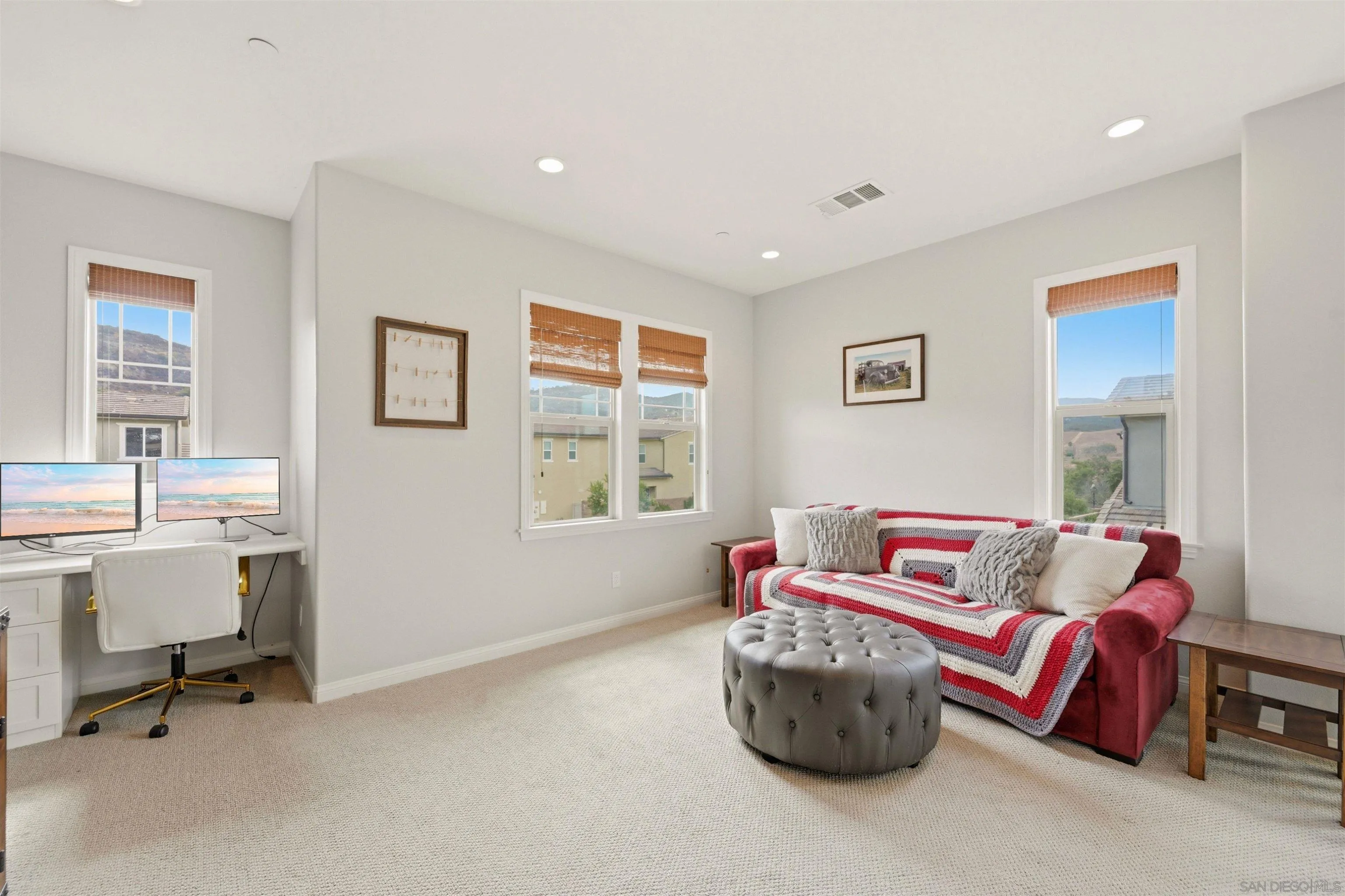https://cdn.realtyfeed.com/cdn/127/260017653/0849765835a6c5d1f1e1fa62f7663952.webp