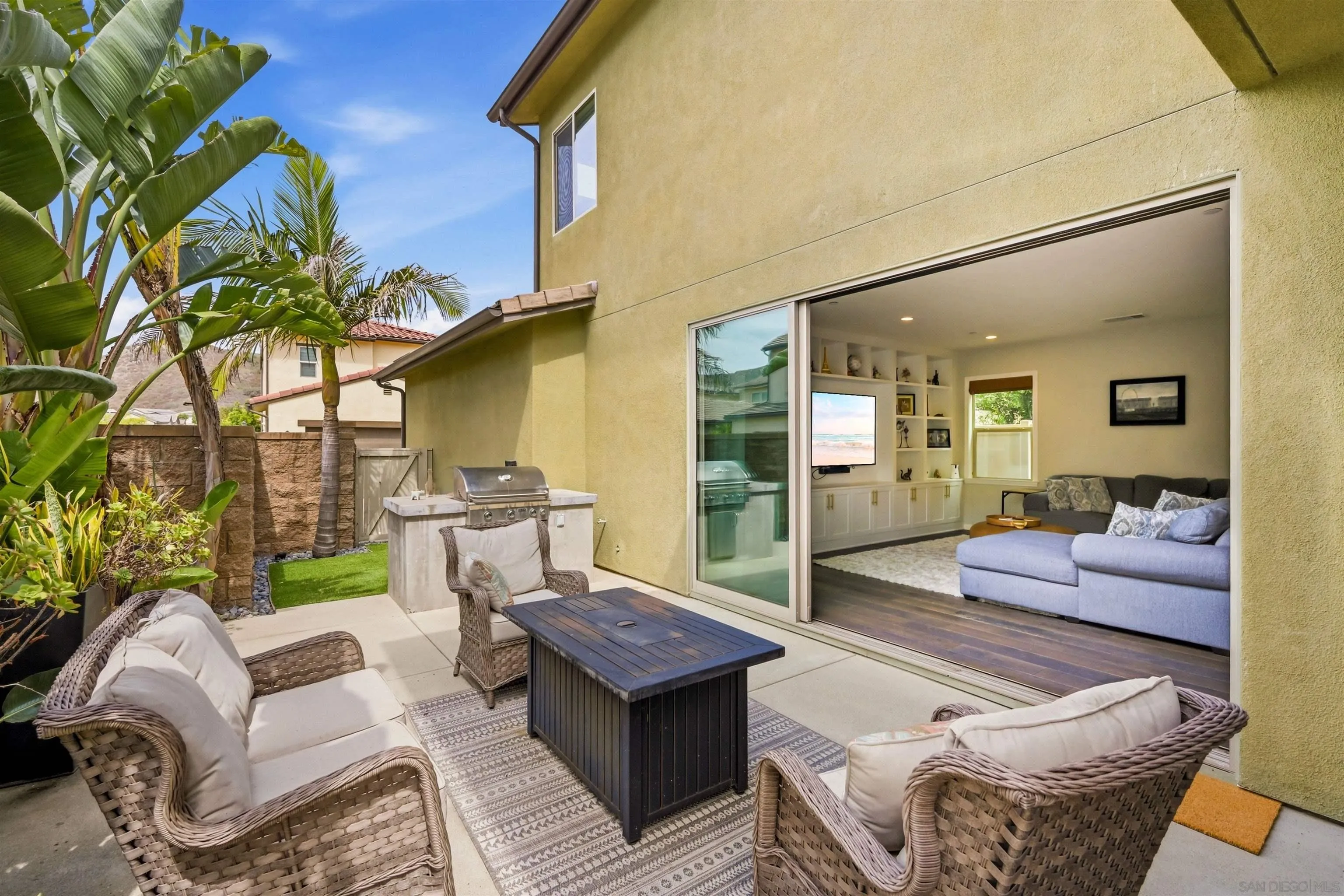 https://cdn.realtyfeed.com/cdn/127/260017653/86977d8c3c18f97fb6c0cbf7f80f7e00.webp