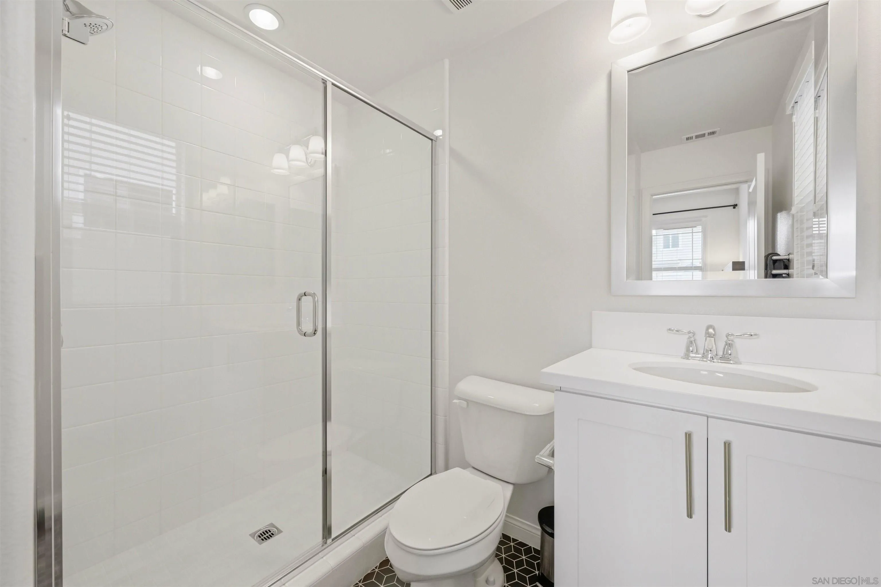 https://cdn.realtyfeed.com/cdn/127/260017653/dfea4b6536370568e206c2c08ce6ec99.webp
