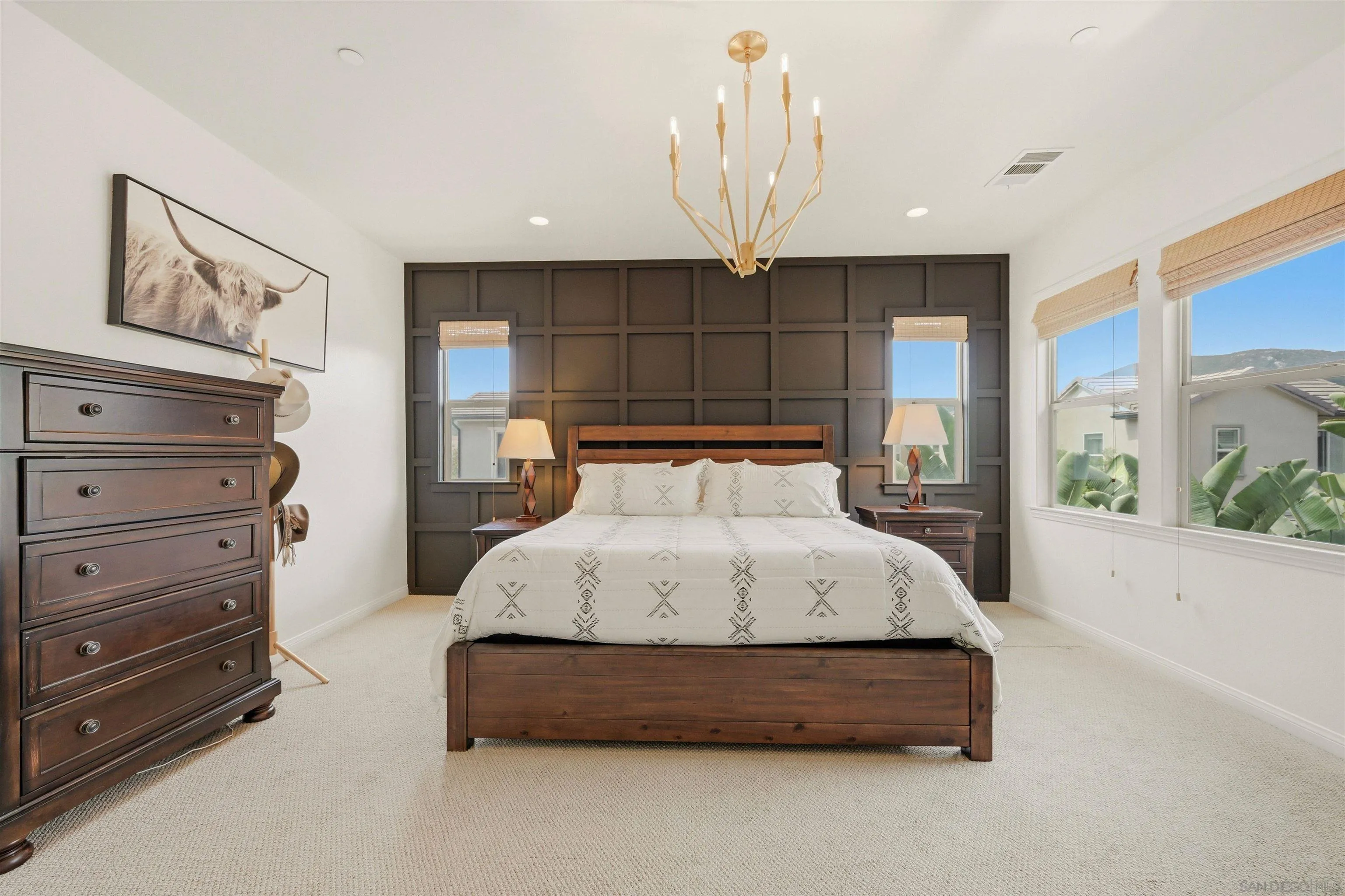 https://cdn.realtyfeed.com/cdn/127/260017653/e49e9aa9d8cf8999ff802d926a5da60b.webp