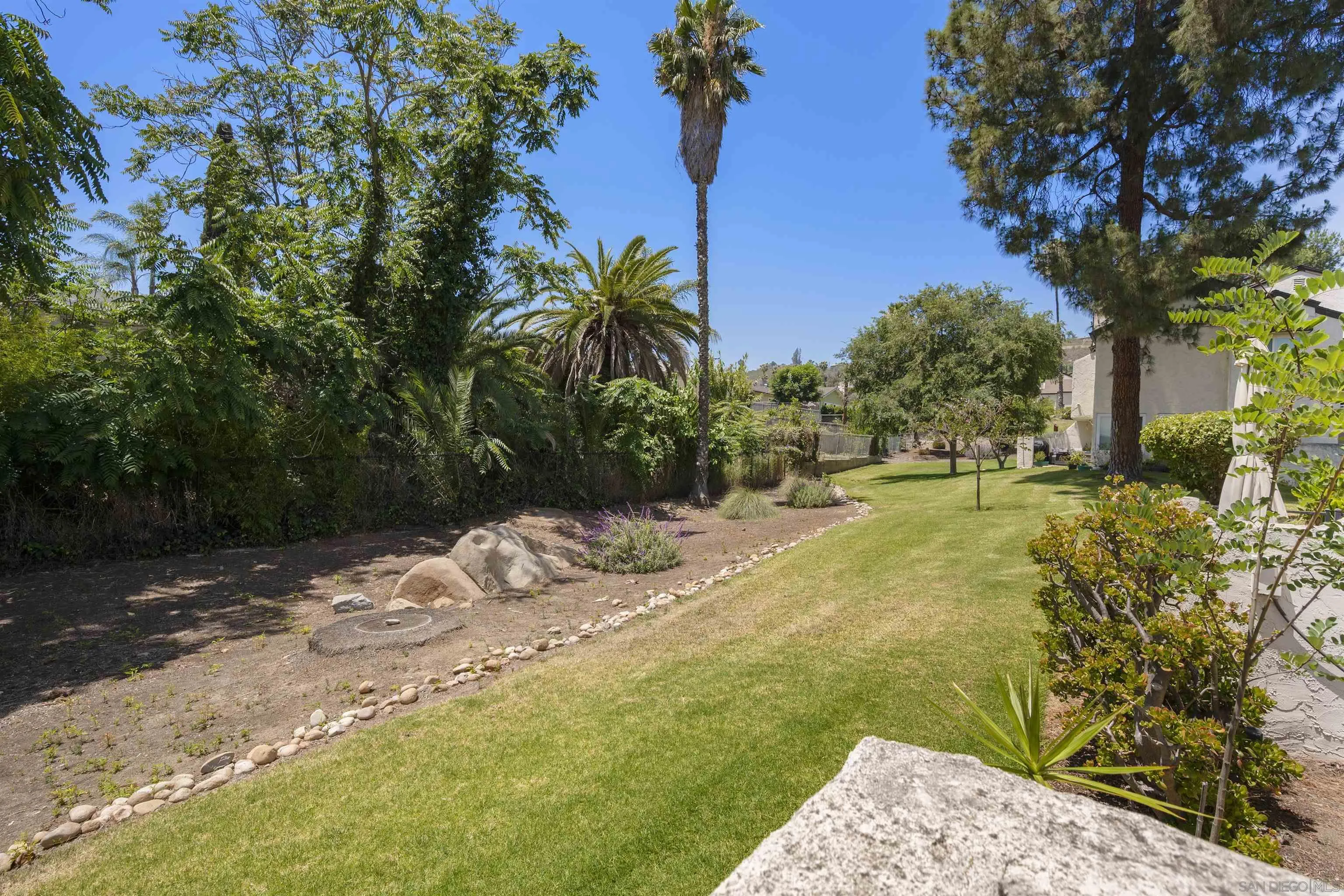https://cdn.realtyfeed.com/cdn/127/260017658/003df9e7b6f2fc34a0597c9e90f247d6.webp