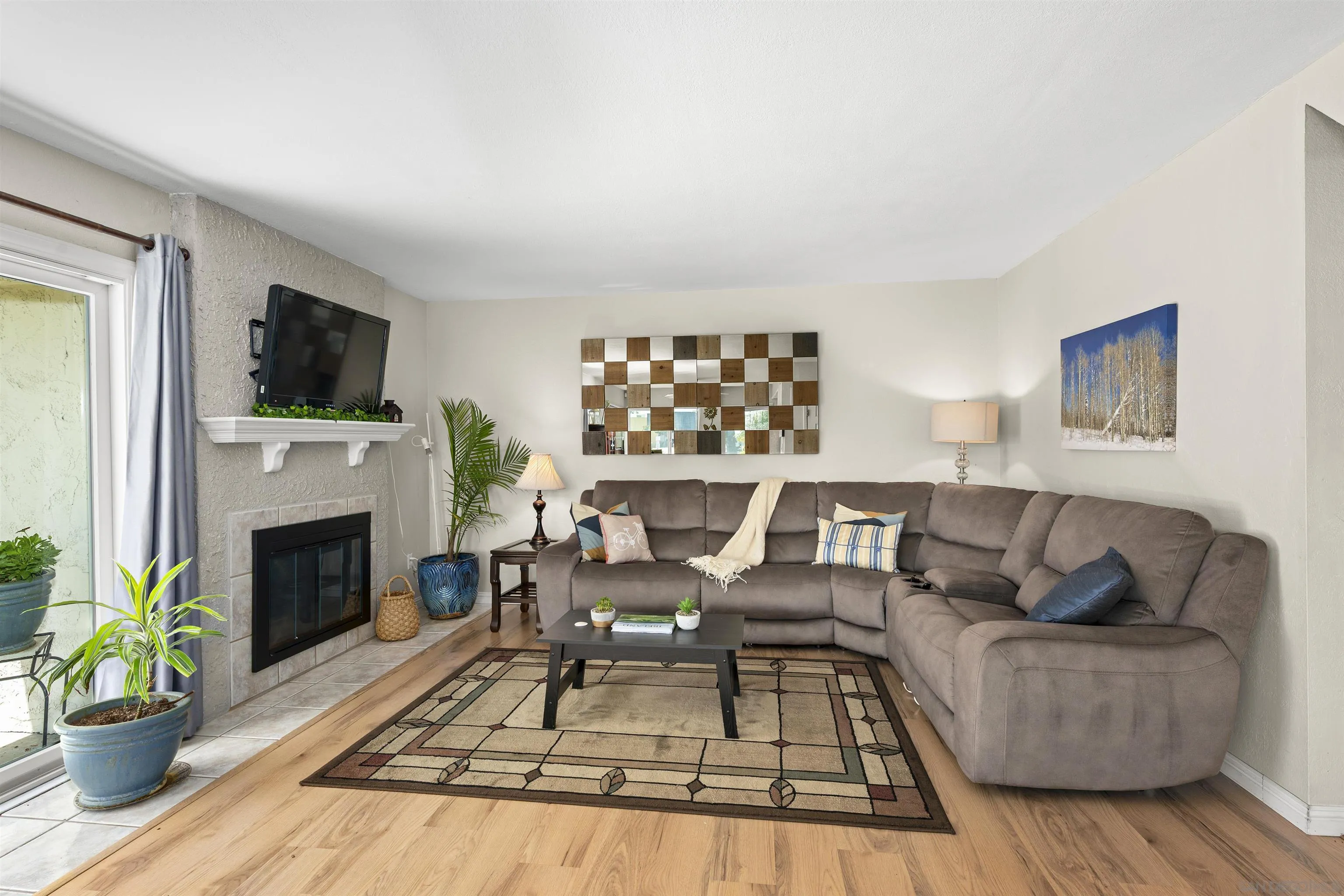 https://cdn.realtyfeed.com/cdn/127/260017658/0f0b9af44f51a12a67124f428231ffa1.webp