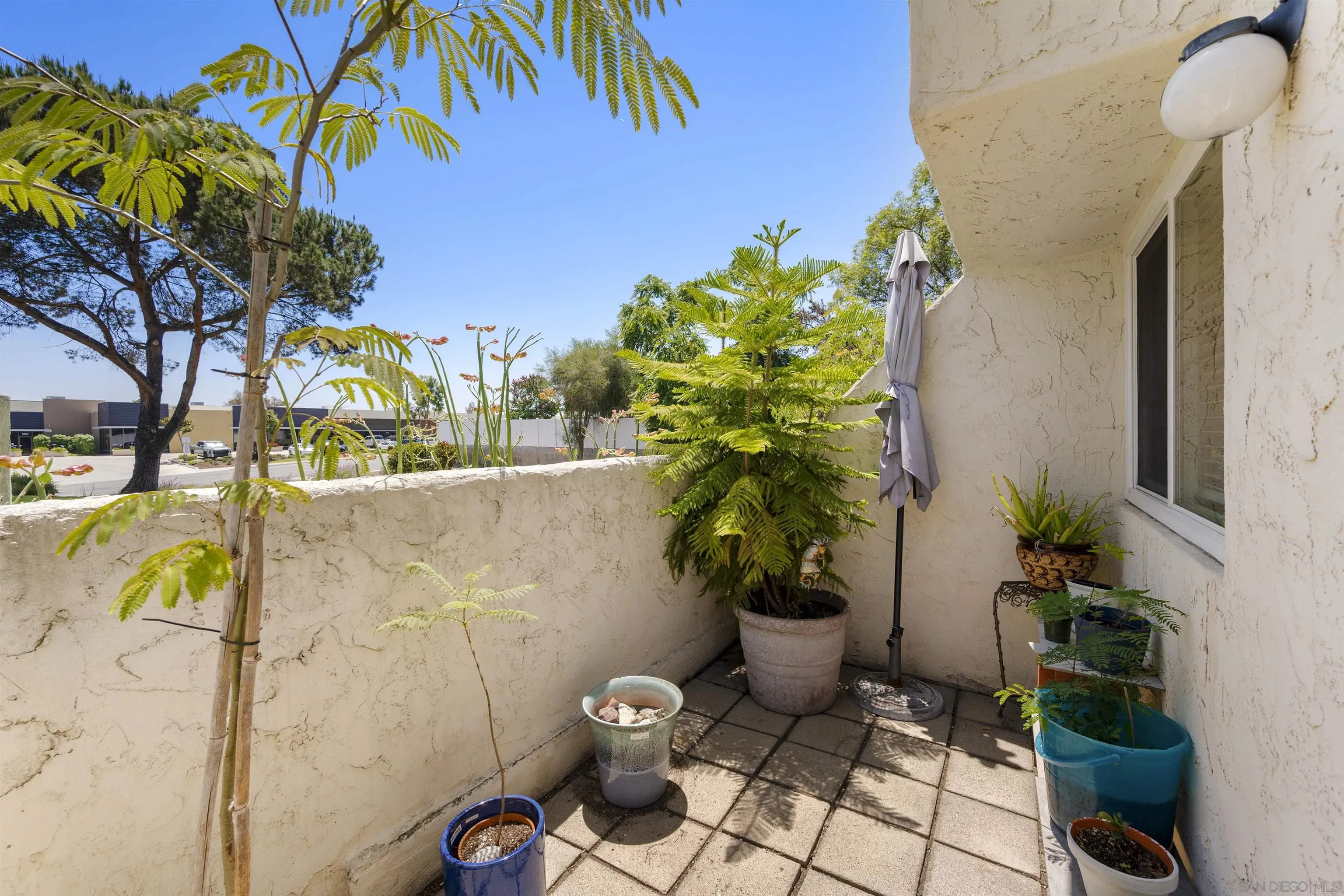 https://cdn.realtyfeed.com/cdn/127/260017658/27d15d3404e5888f66663f3b1d92441b.webp