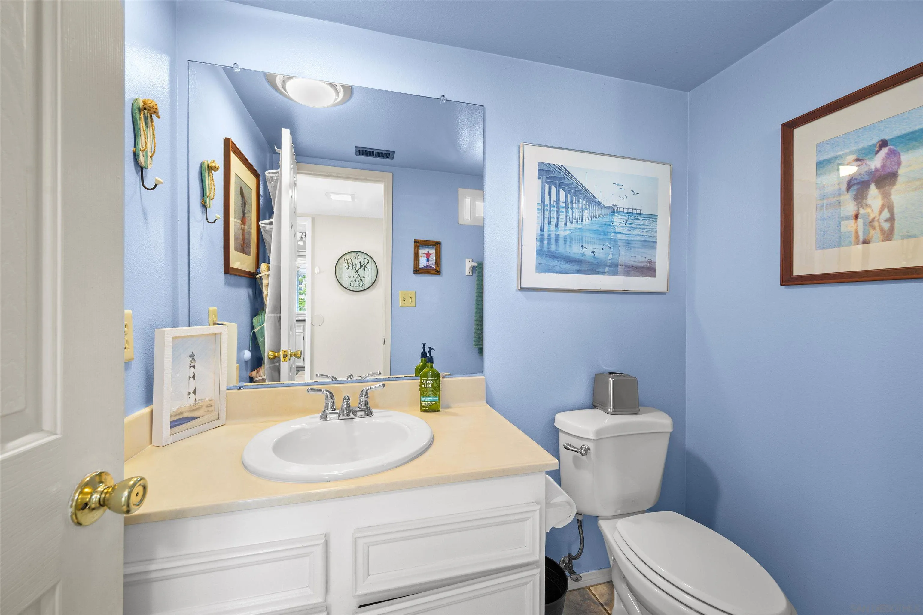 https://cdn.realtyfeed.com/cdn/127/260017658/37f794eb60b4e09e08151ae7024a0512.webp