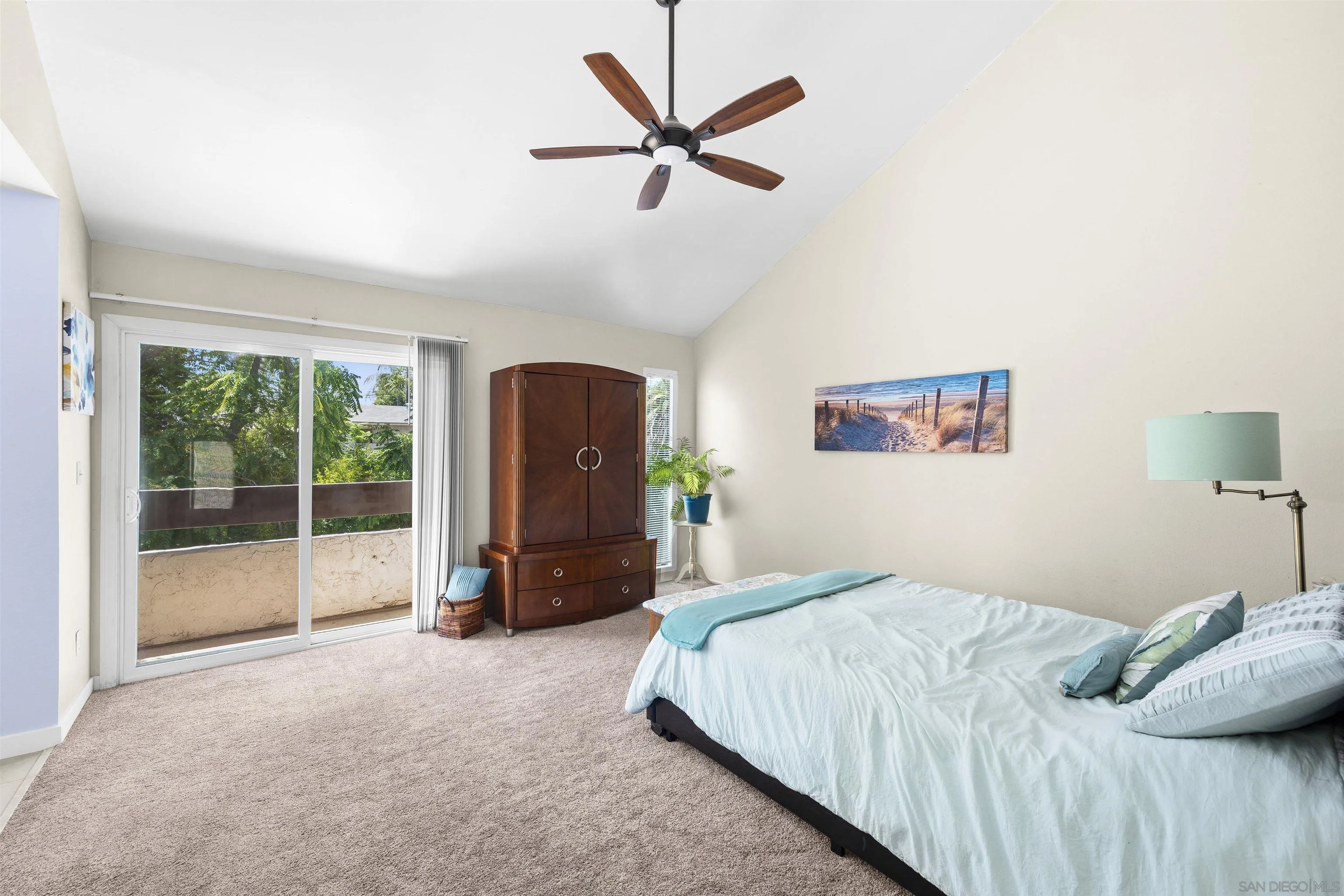 https://cdn.realtyfeed.com/cdn/127/260017658/4026acaad86f84e7bf847f5dde094238.webp