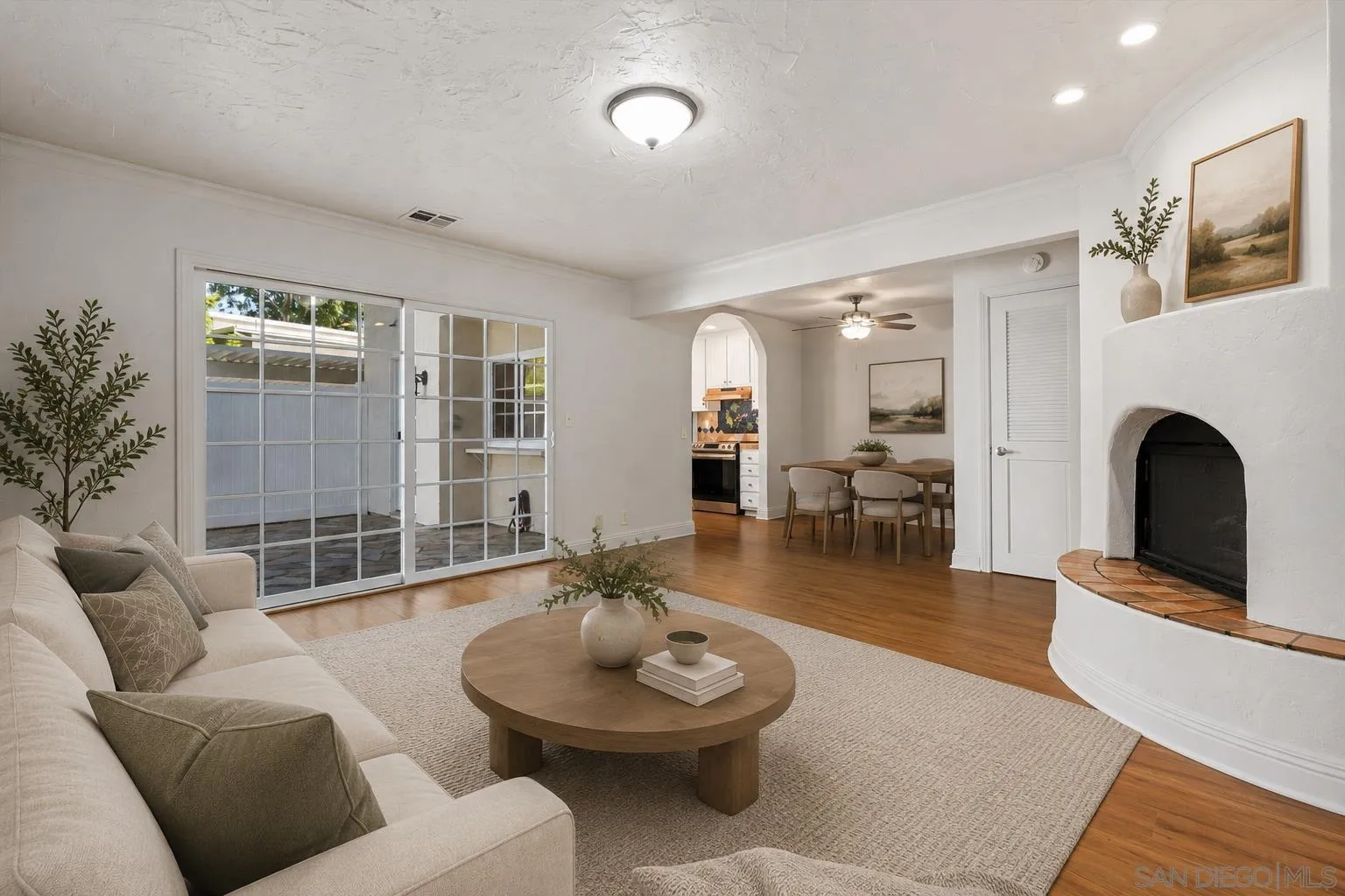 1248 Evergreen Dr, Encinitas, CA 92007 - Photo 3 of 35, Encinitas, CA