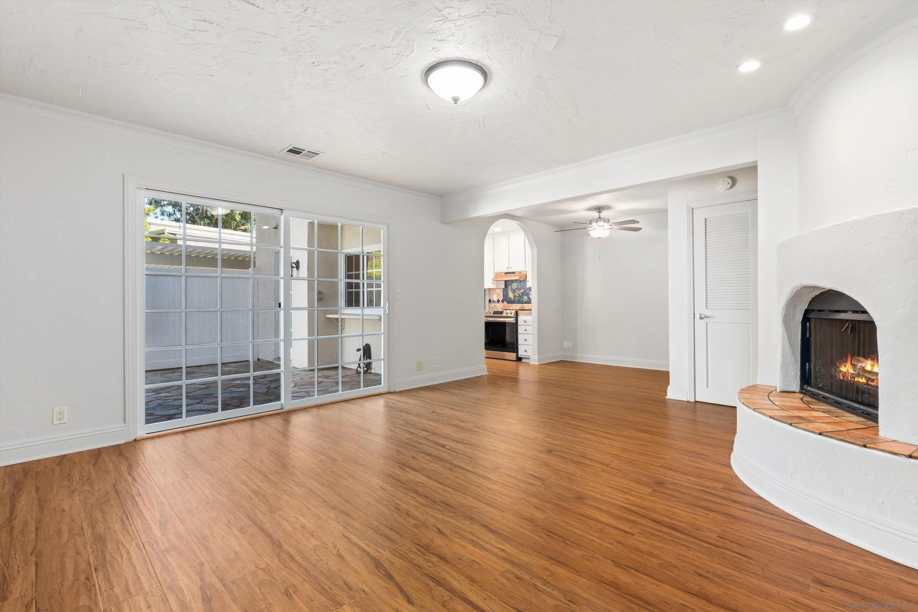 1248 Evergreen Dr, Encinitas, CA 92007 - Photo 4 of 35, Encinitas, CA