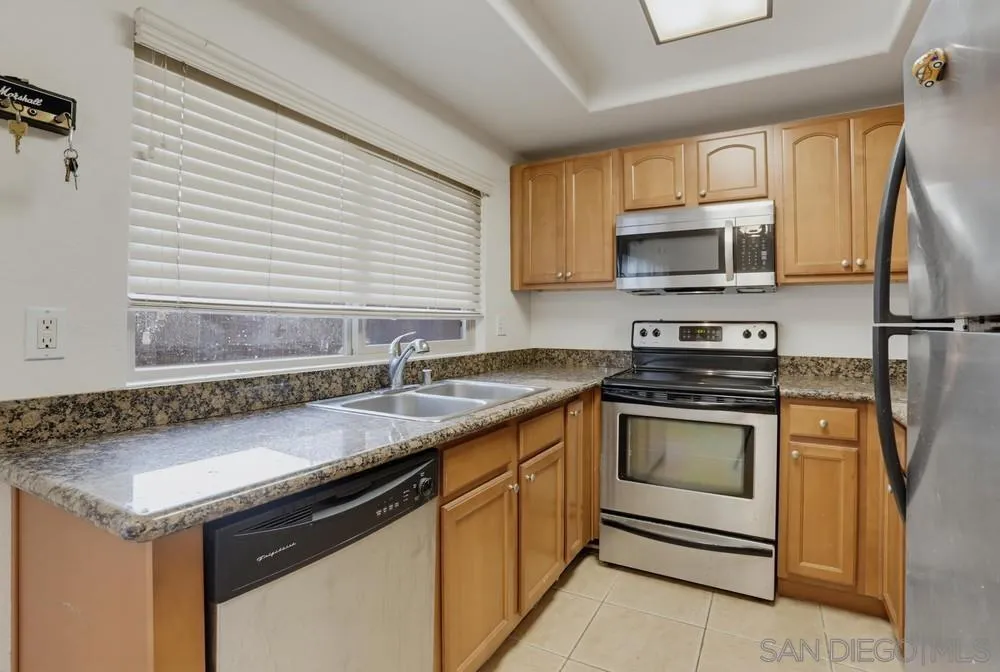 Photo #14: 260017671 Listing: Photo #14