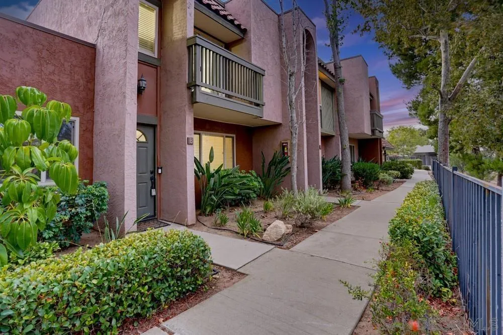 Photo #2: 260017671 Listing: Photo #2