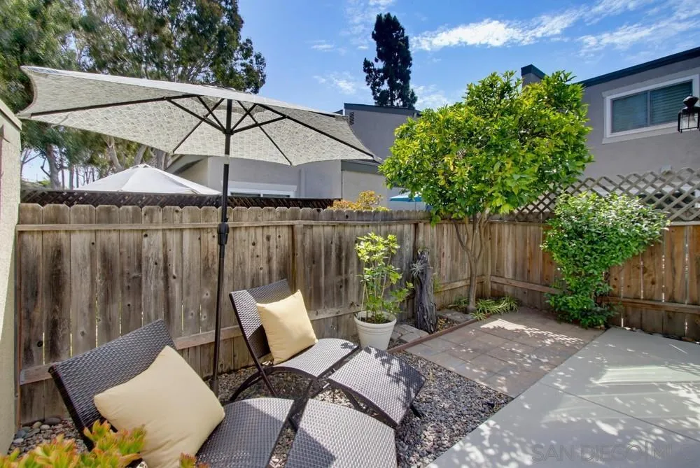 Photo #33: 260017672 Listing: Photo #33