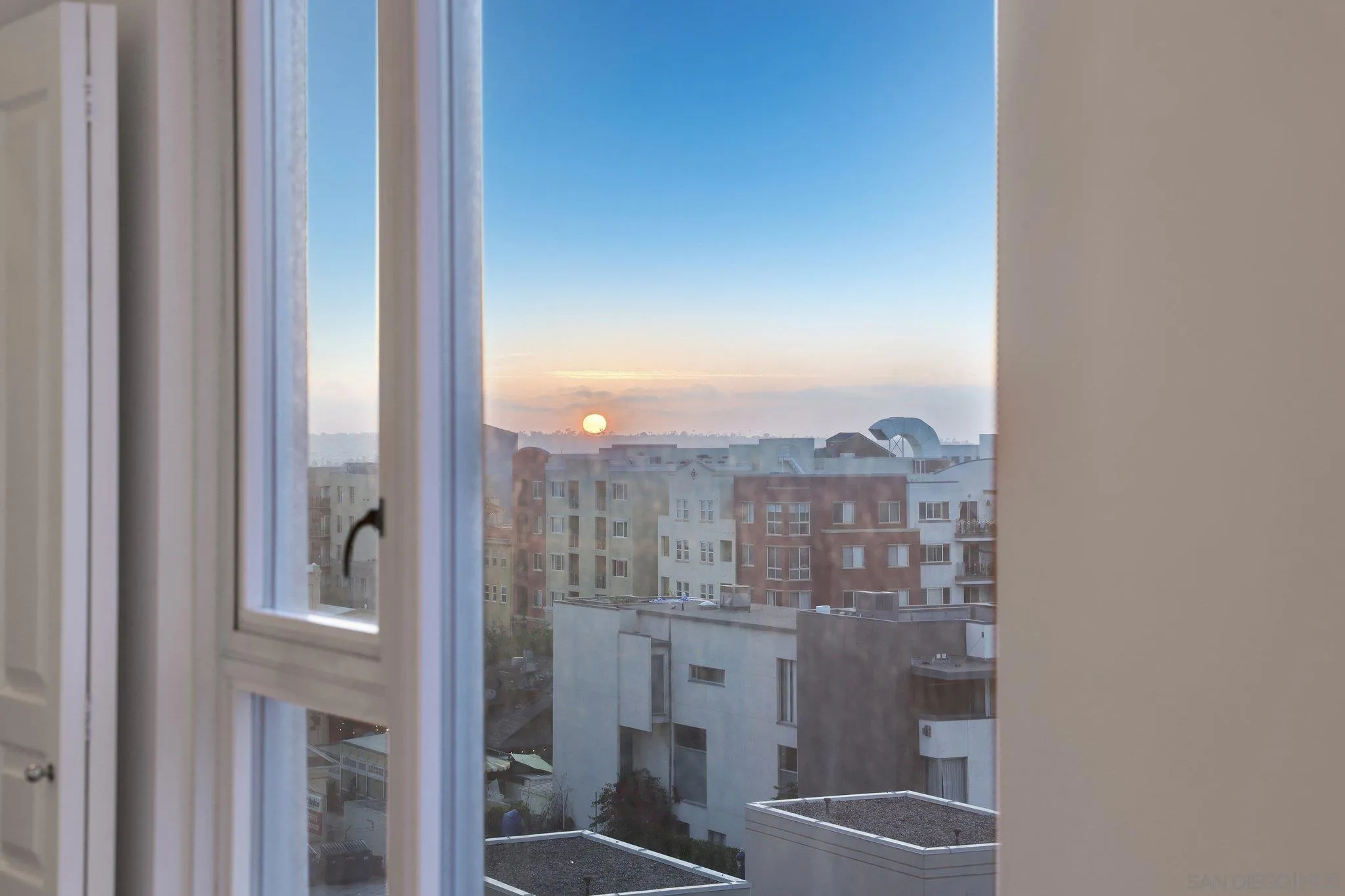 https://cdn.realtyfeed.com/cdn/127/260017685/197da5f40b8ba840a5857676f4509155.webp