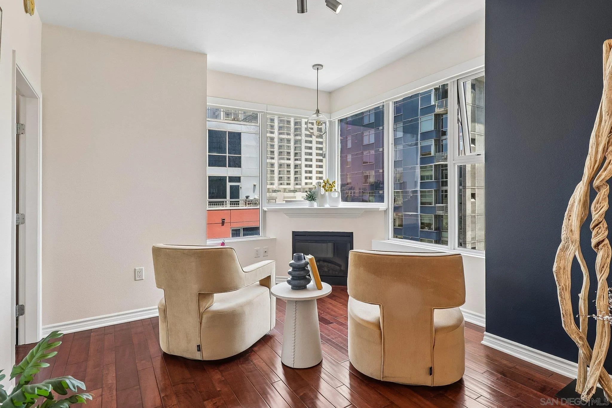 https://cdn.realtyfeed.com/cdn/127/260017685/e388a2ea358c1ebedb0d8f2df44f542d.webp