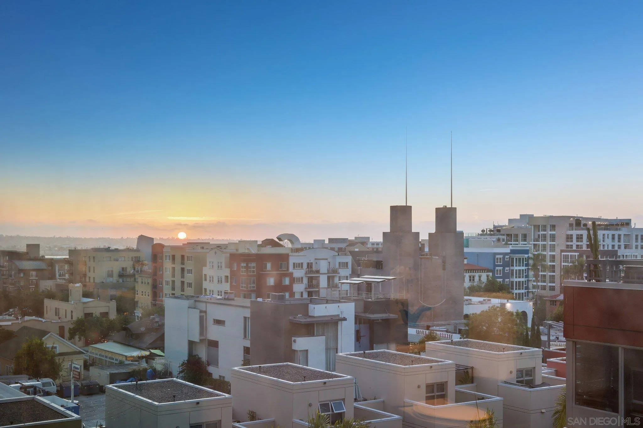https://cdn.realtyfeed.com/cdn/127/260017685/e6e11697a1f9bc42a5367007f2e89d8b.webp