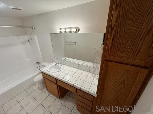 https://cdn.realtyfeed.com/cdn/127/260017687/889ec1471f339caab2a28b8afad99c0e.webp