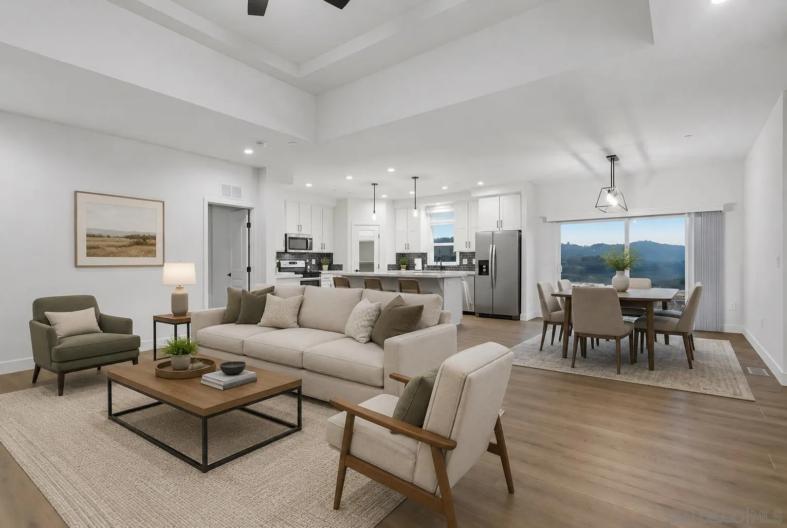 https://cdn.realtyfeed.com/cdn/127/260017691/7045cc3dd3f268bedfd121c070de7f33.webp