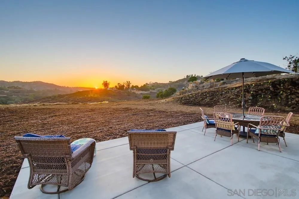 https://cdn.realtyfeed.com/cdn/127/260017691/7bd1ebb0bbde1a2b63d2377bfc453304.webp