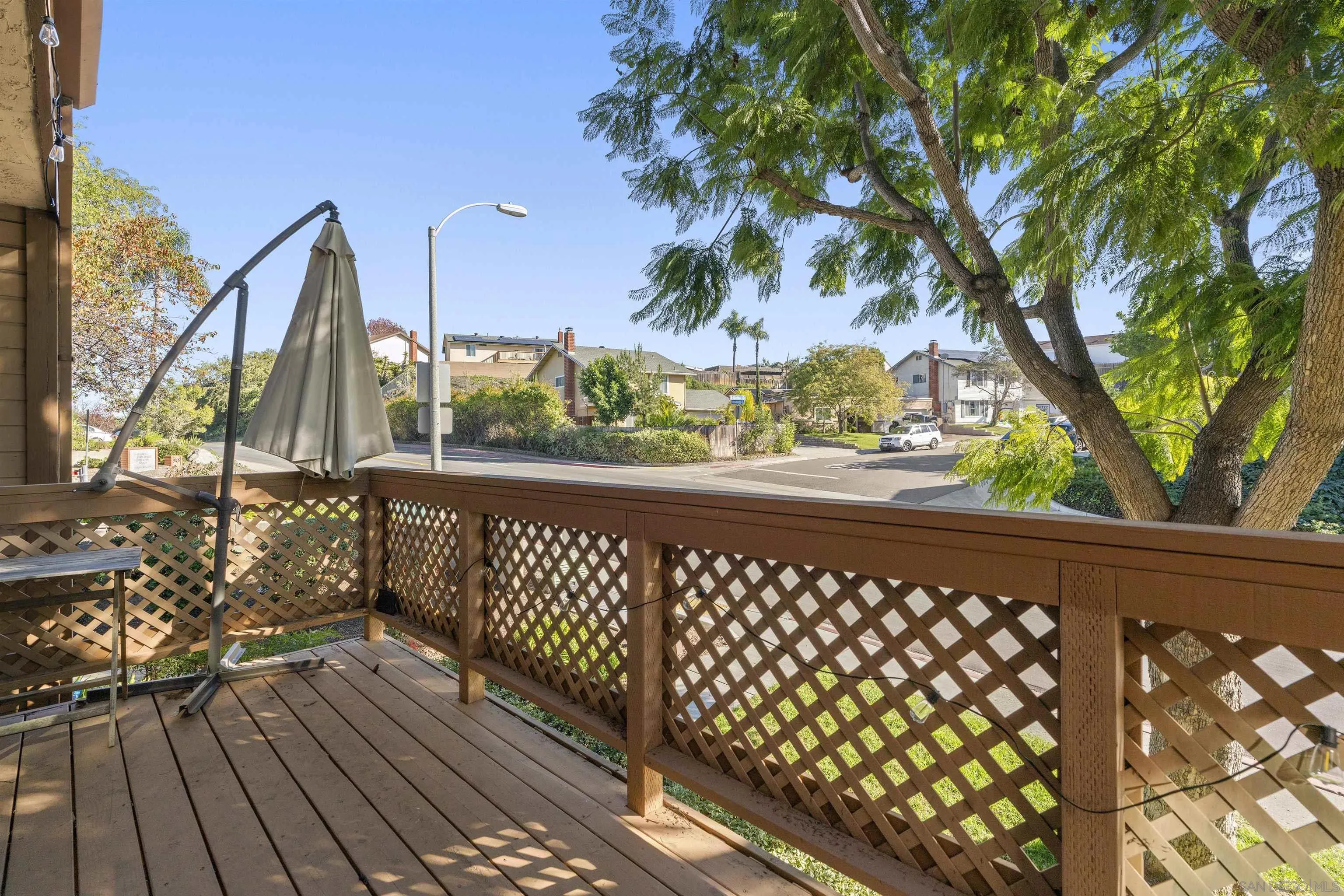 https://cdn.realtyfeed.com/cdn/127/260017702/47ccea1bda0af7f184bf3f049c4f53bc.webp