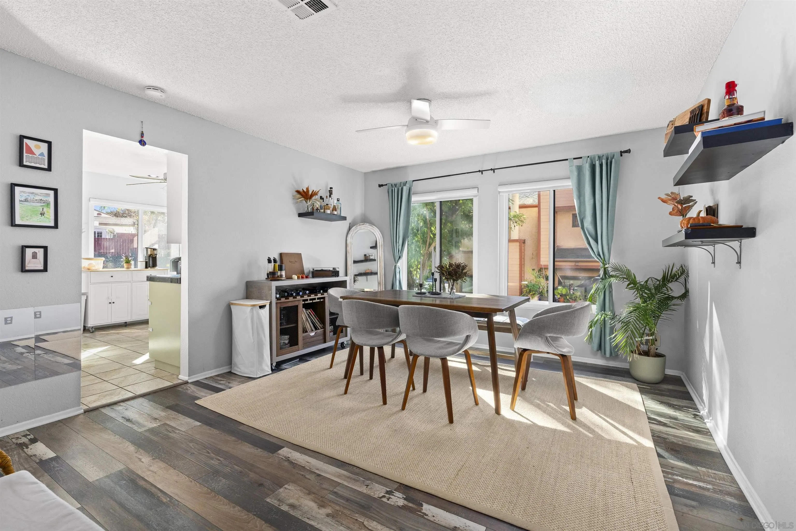 https://cdn.realtyfeed.com/cdn/127/260017702/efb93e7562160e623ee23784dd777629.webp