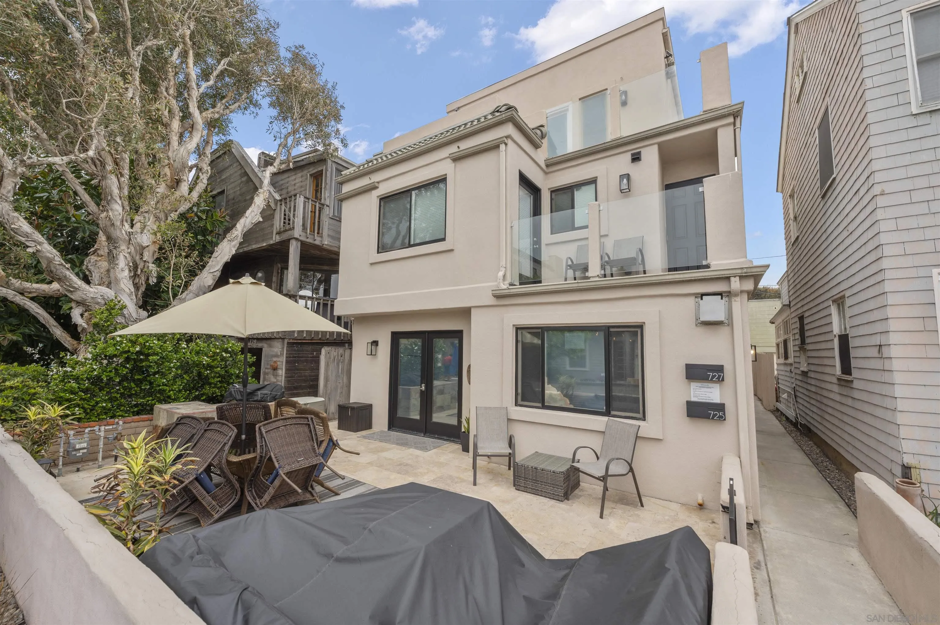 727 Ostend, San Diego, CA 92109 - Photo 2 of 37, San Diego, CA