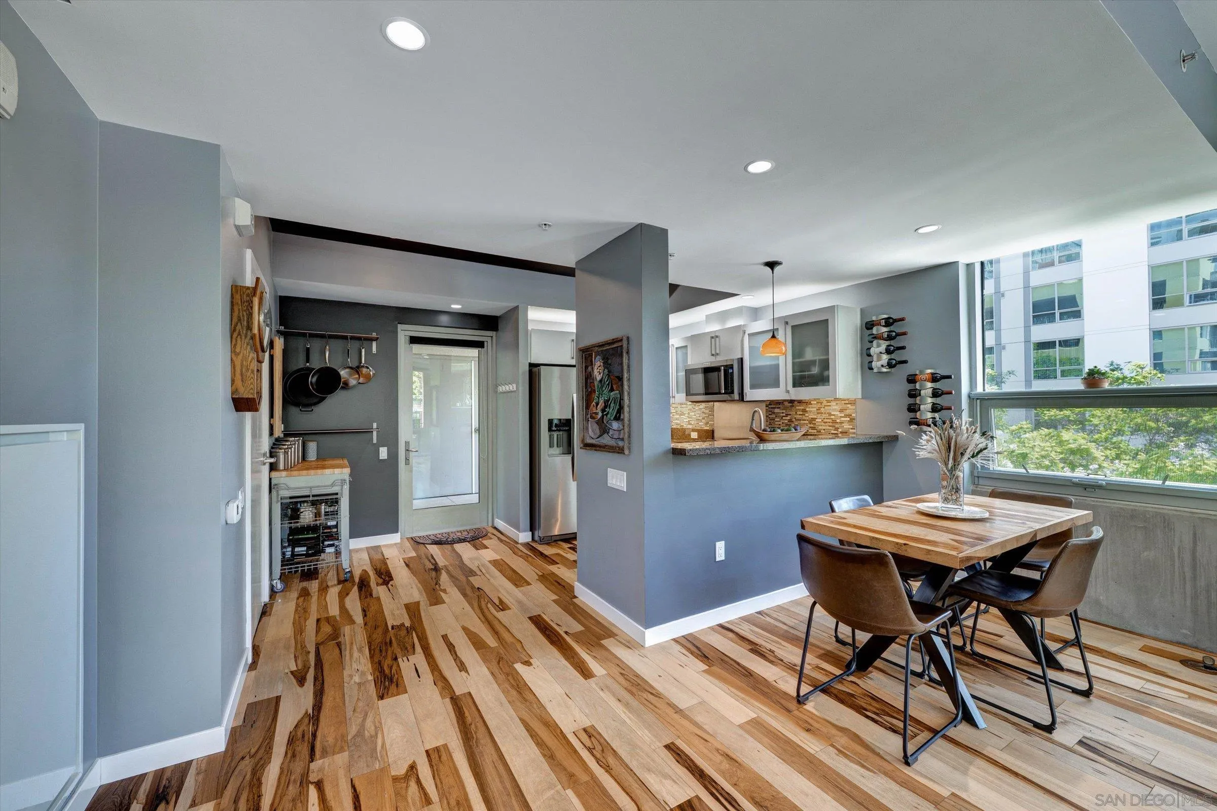 https://cdn.realtyfeed.com/cdn/127/260017708/84cae4c65ba3cd994be7997e0c02ba48.webp