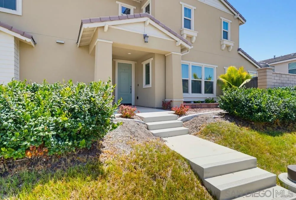 1124 Camino Levante, Chula Vista, CA 91913 - Photo 4 of 62, Chula Vista, CA