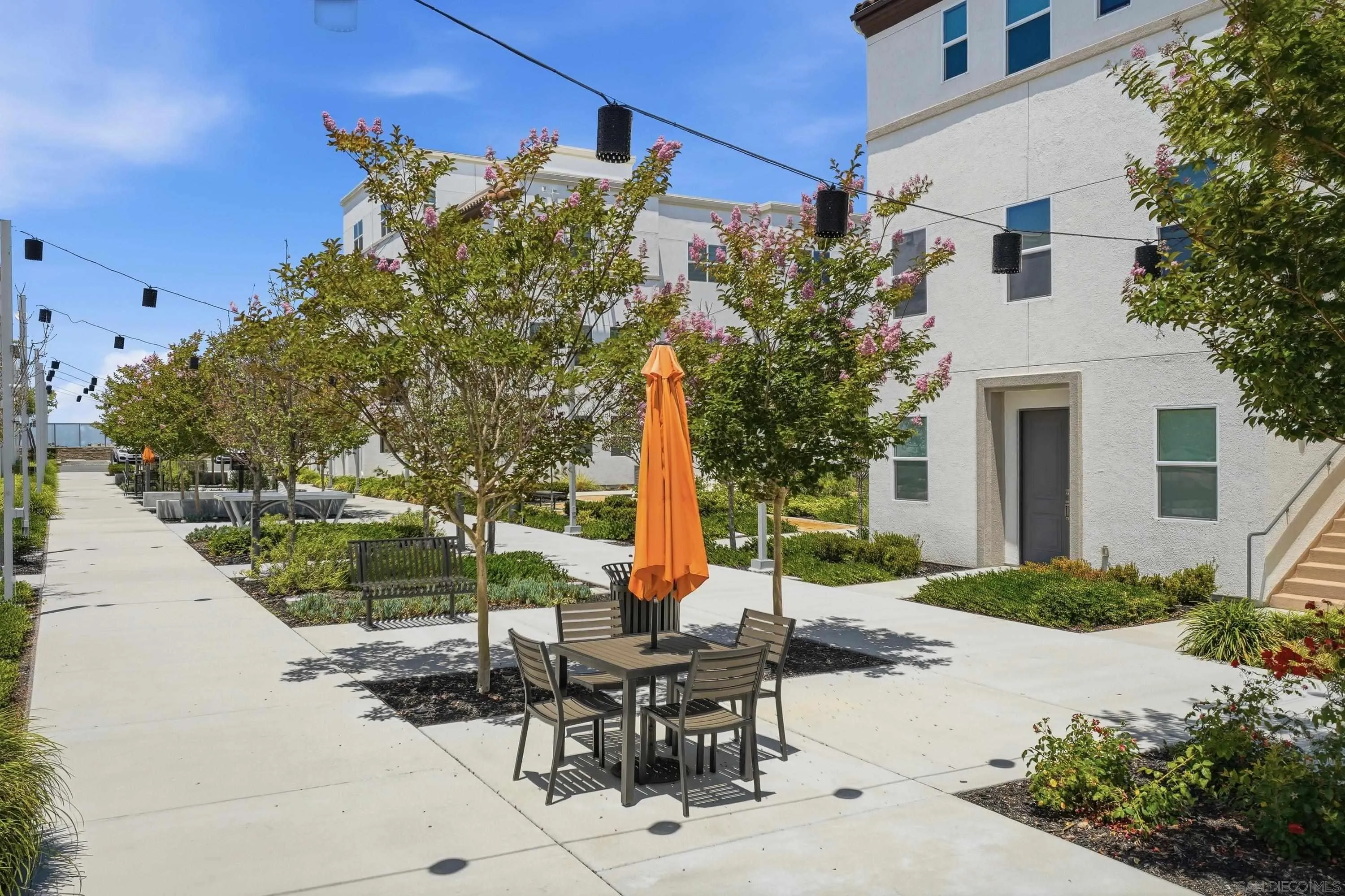 https://cdn.realtyfeed.com/cdn/127/260017720/38b8f8d84a72d88c59c652e6cad85580.webp